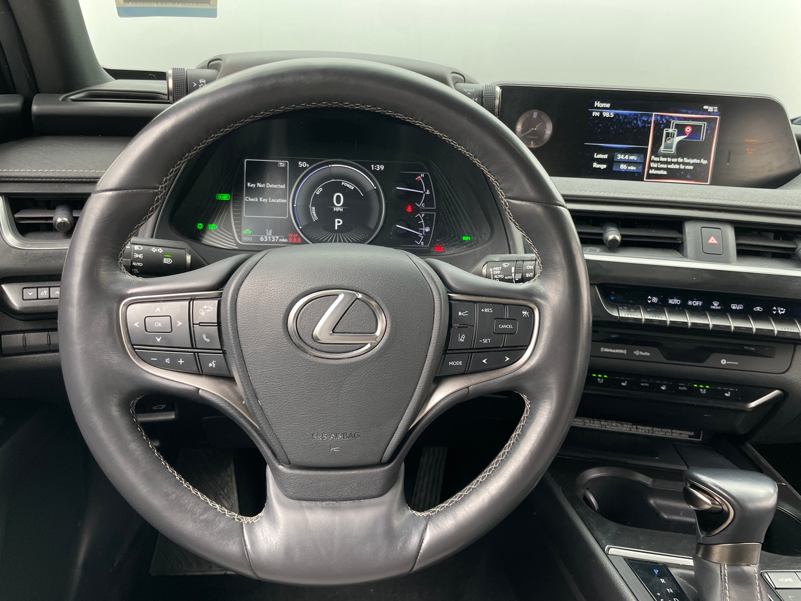 Thumbnail: 2020 Lexus UX - 4