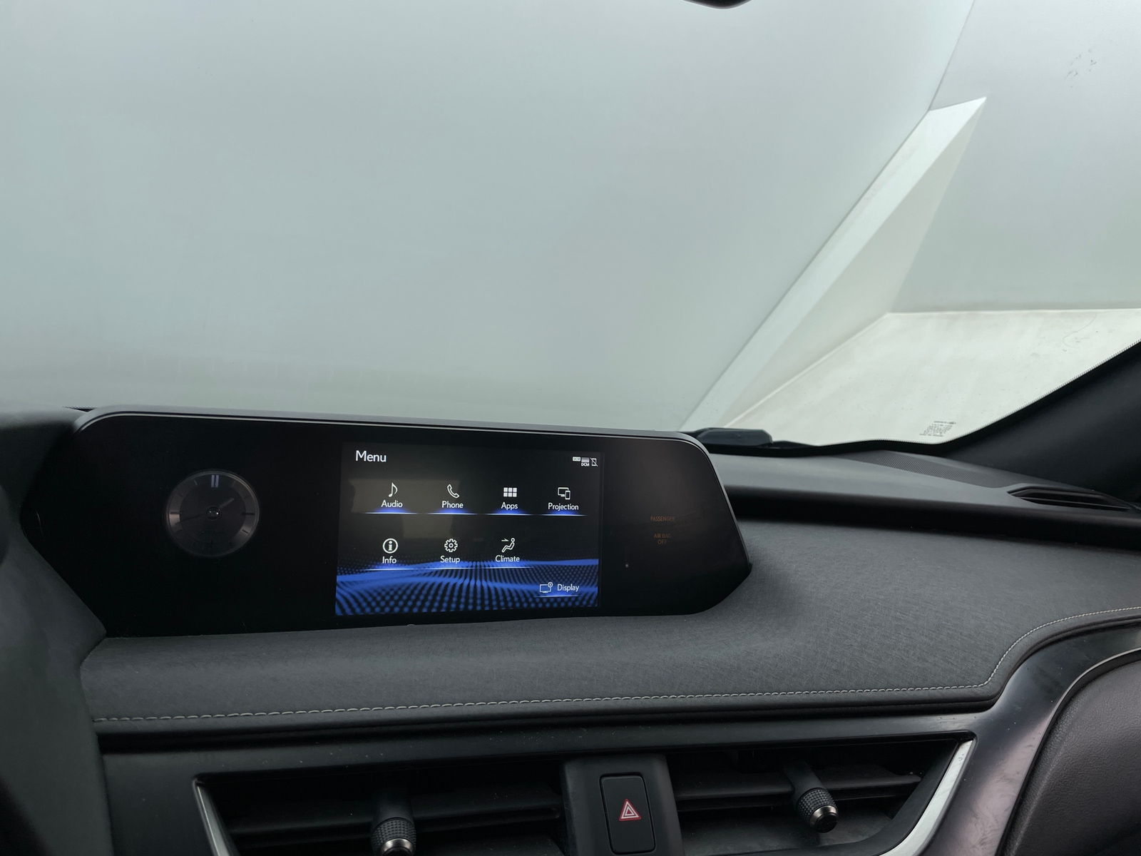 Thumbnail: 2020 Lexus UX - 3