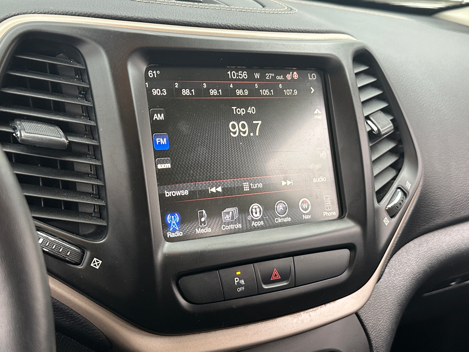 Thumbnail: 2016 Jeep Cherokee - 3