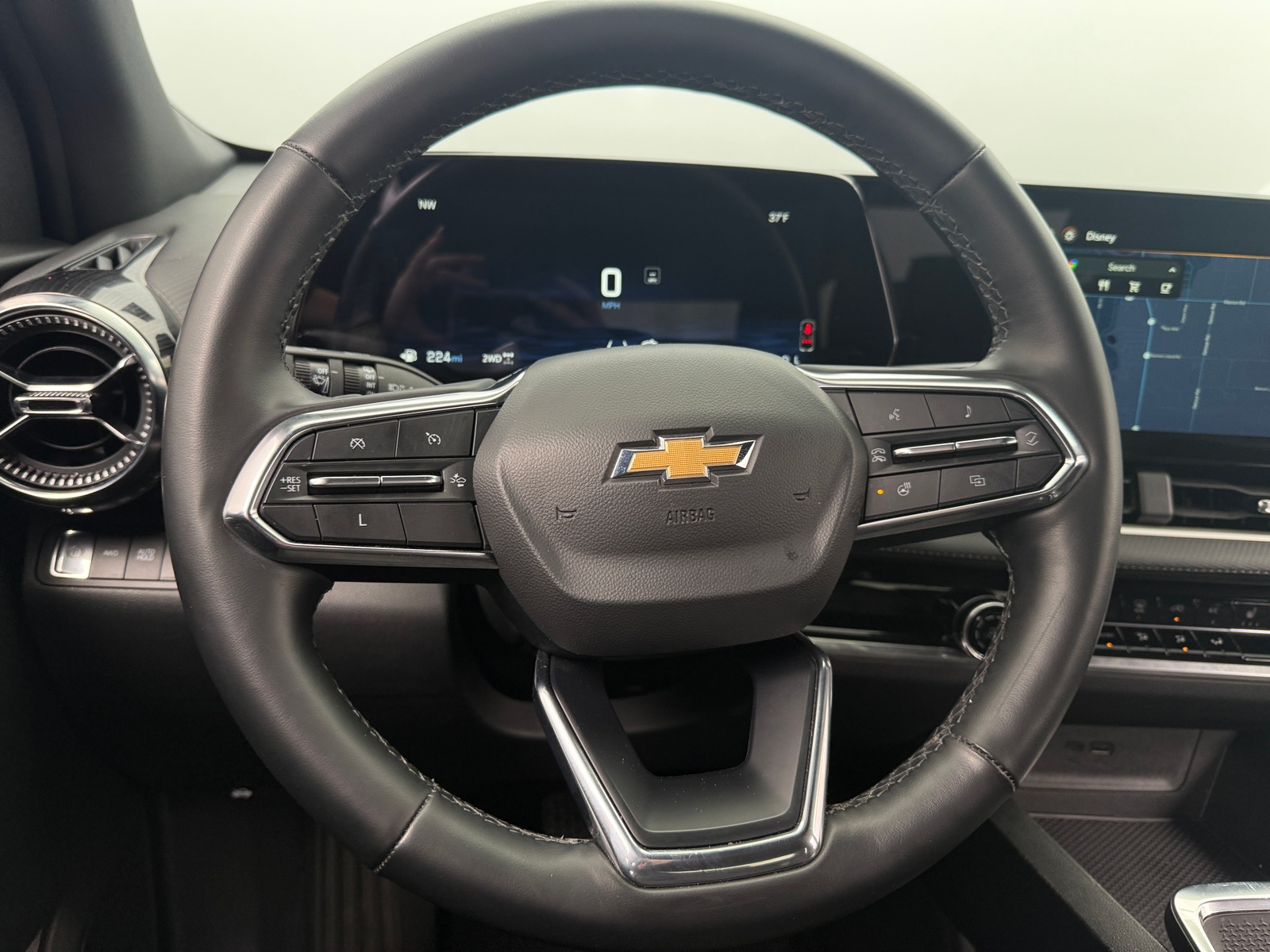 Thumbnail: 2025 Chevrolet Equinox - 5