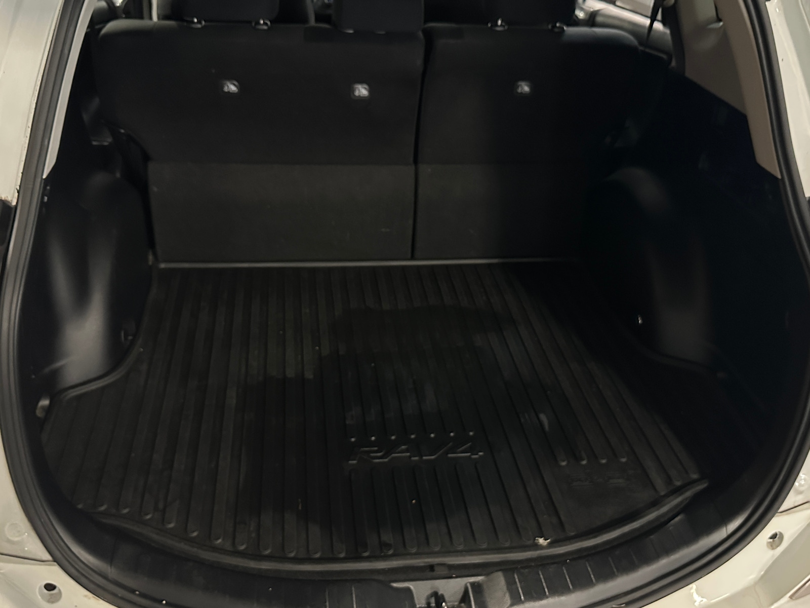 Thumbnail: 2018 Toyota RAV4 - 7