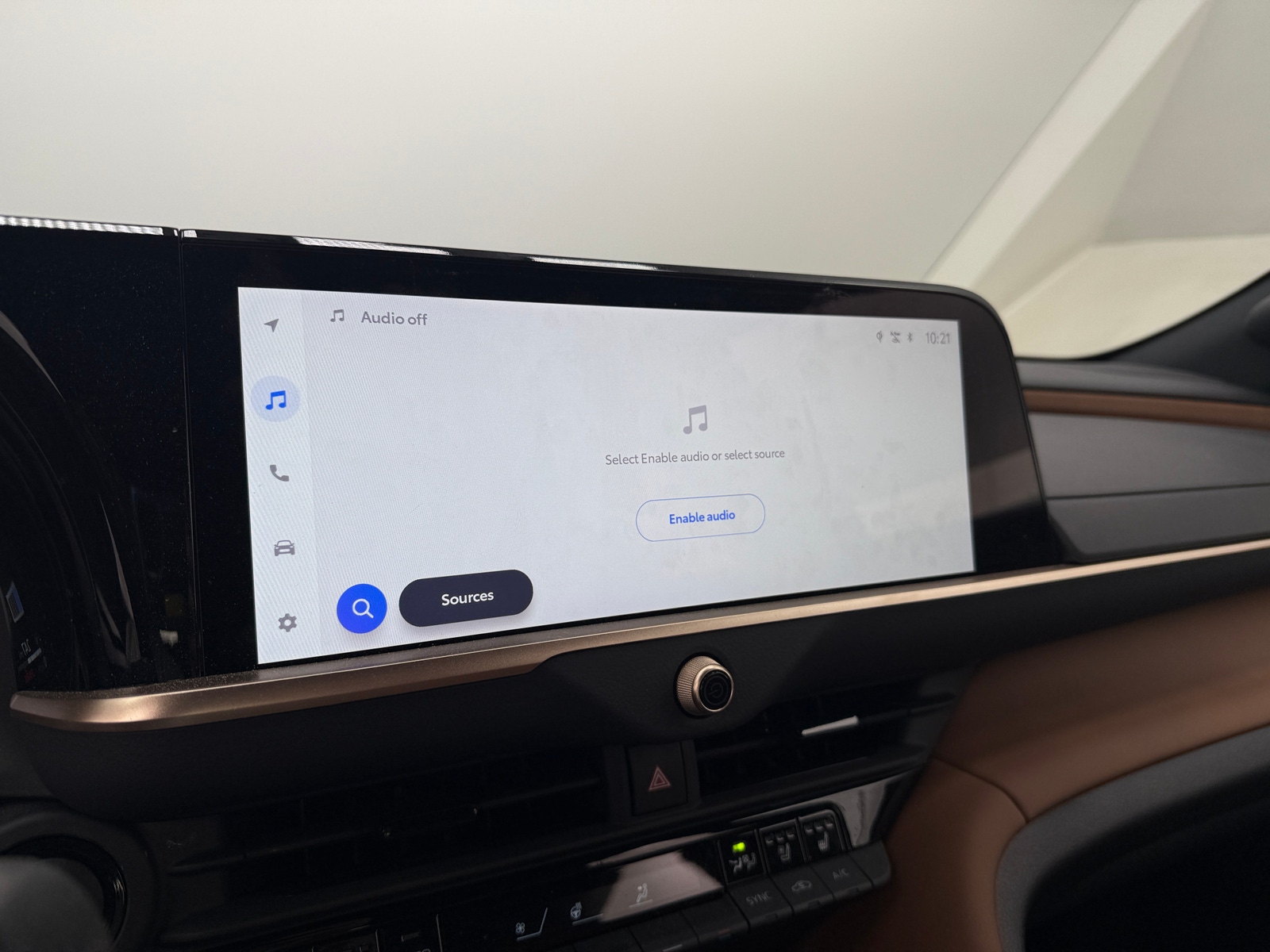 Thumbnail: 2025 Toyota Crown Signia - 3