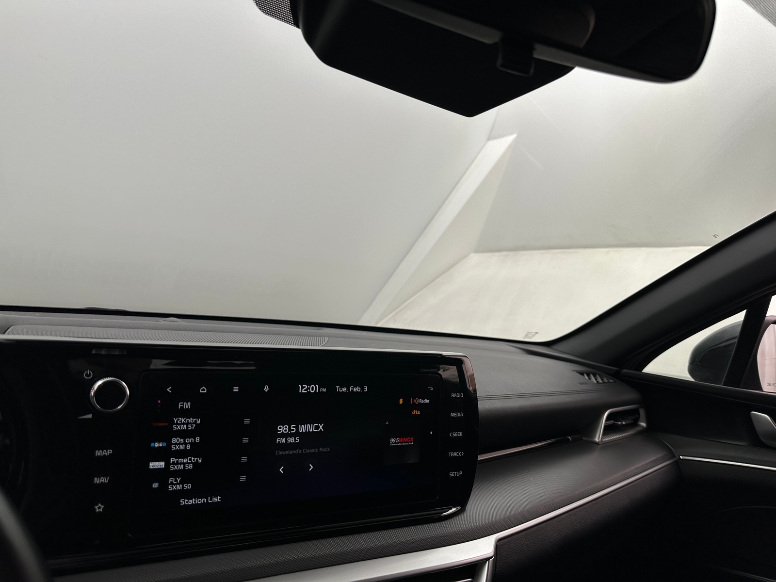 Thumbnail: 2024 Kia K5 - 4