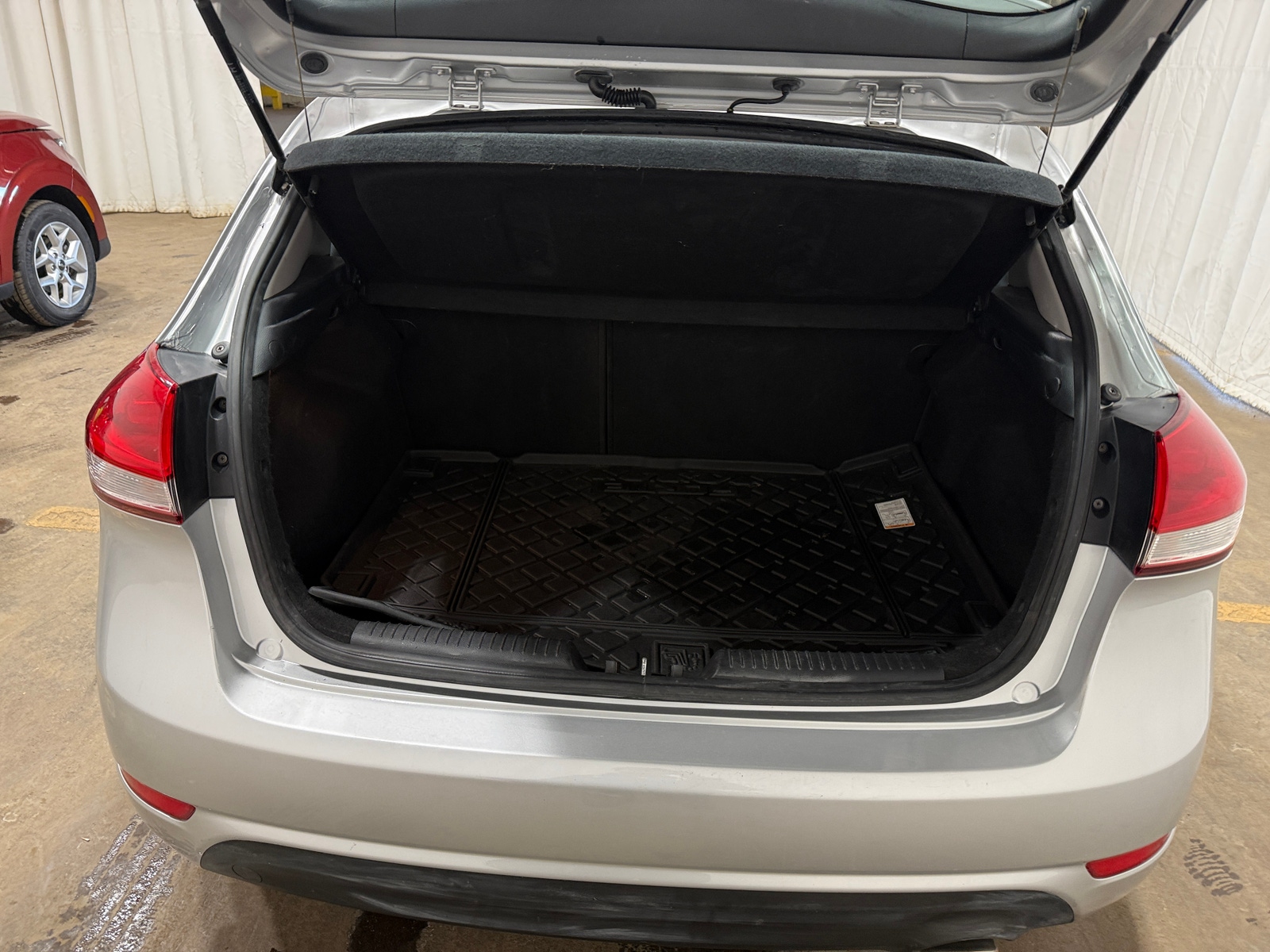 Thumbnail: 2017 Kia Forte - 7