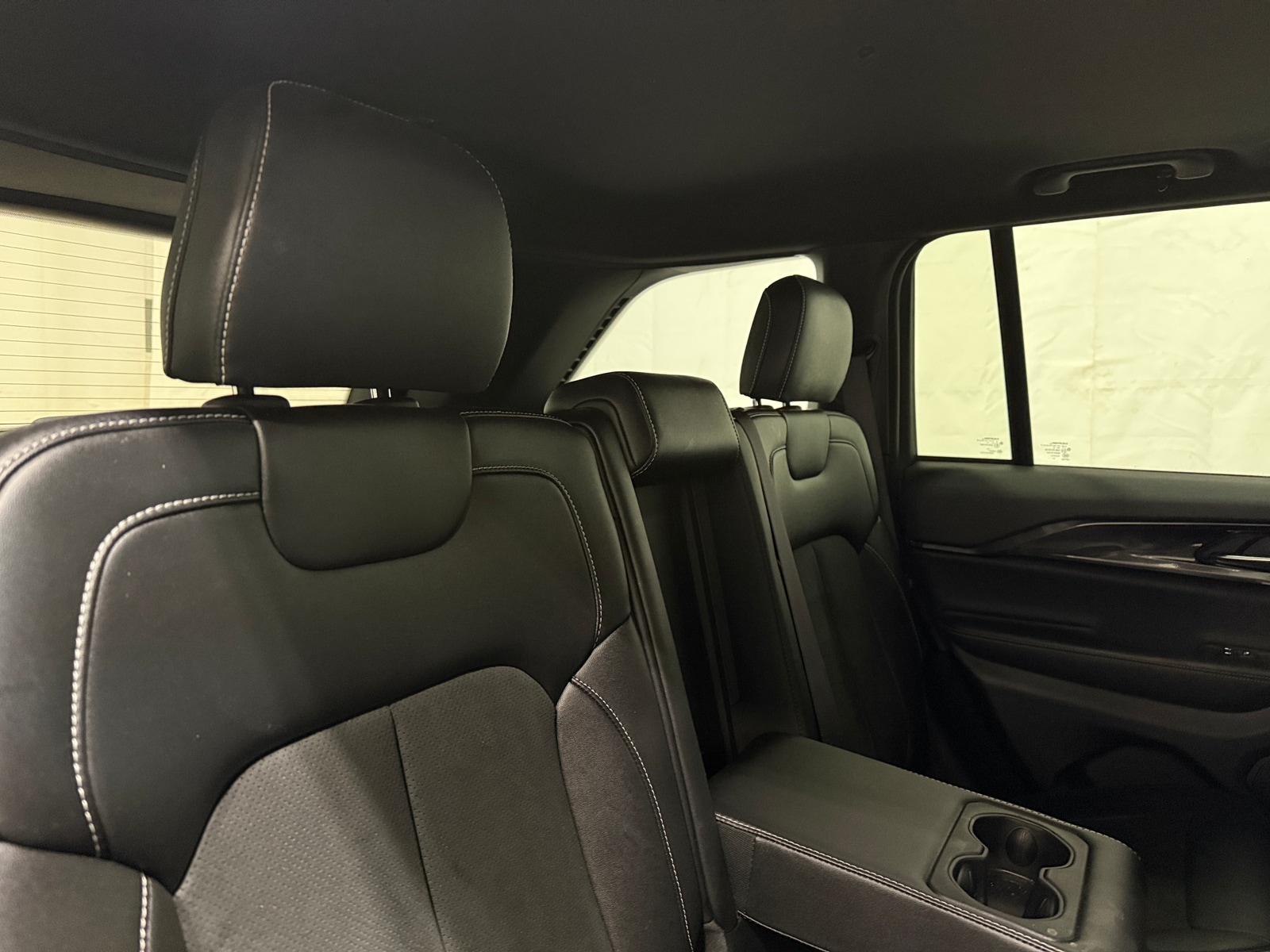 Thumbnail: 2023 Jeep Grand Cherokee - 5