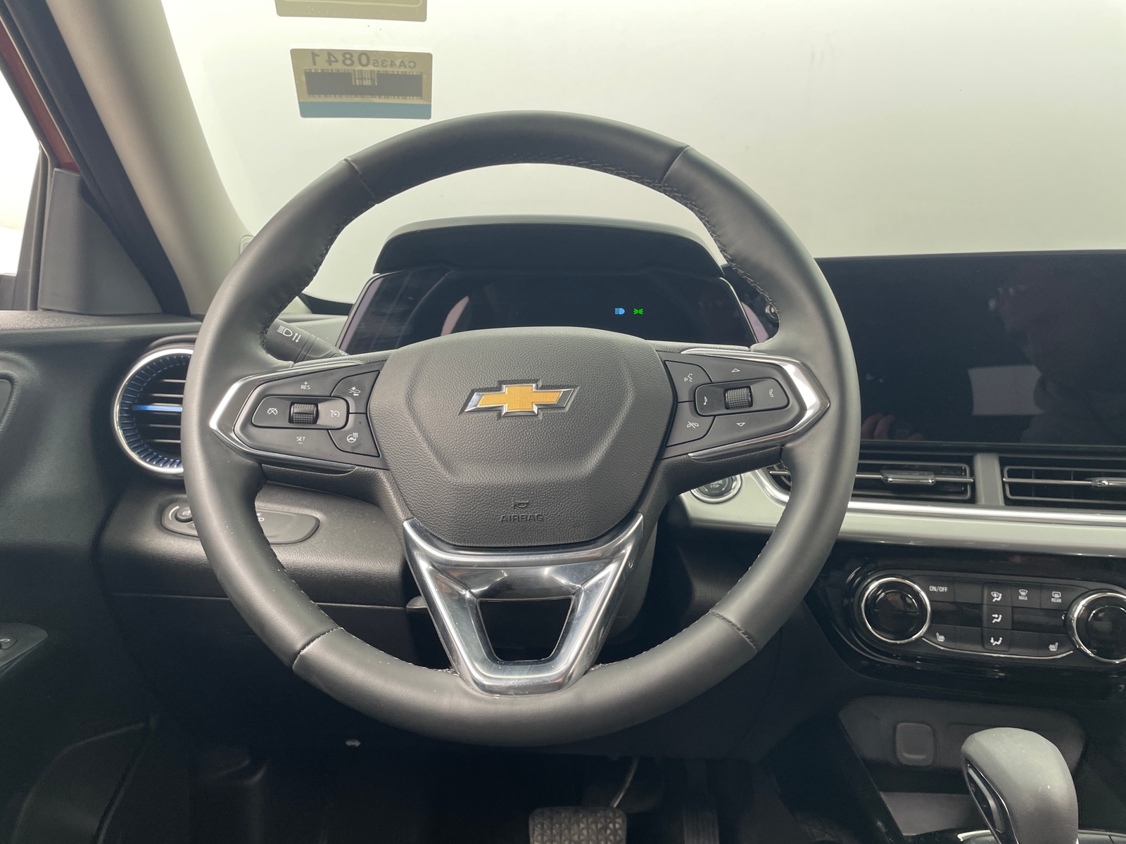 Thumbnail: 2025 Chevrolet Trax - 5