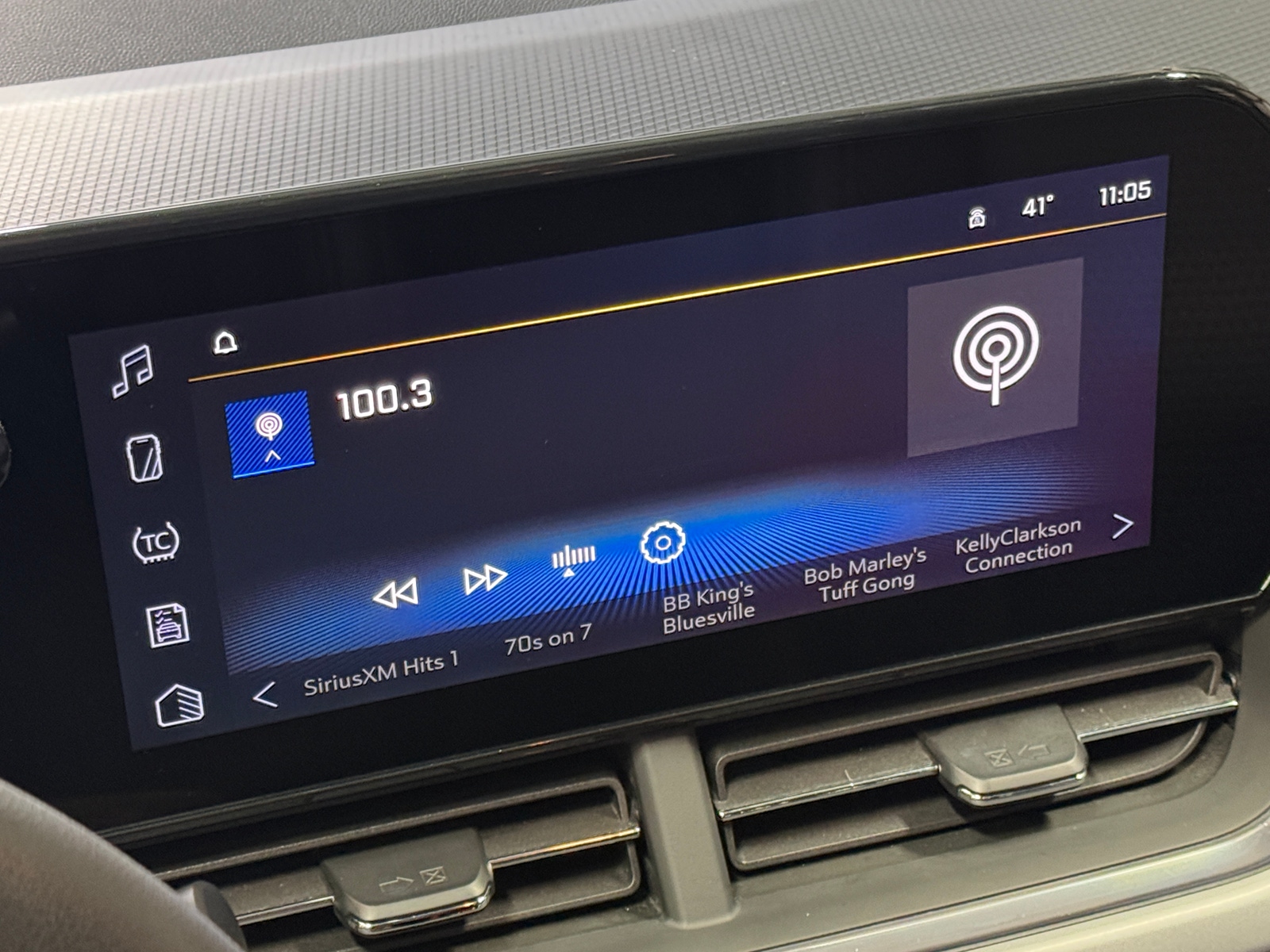 Thumbnail: 2025 Chevrolet Trax - 4