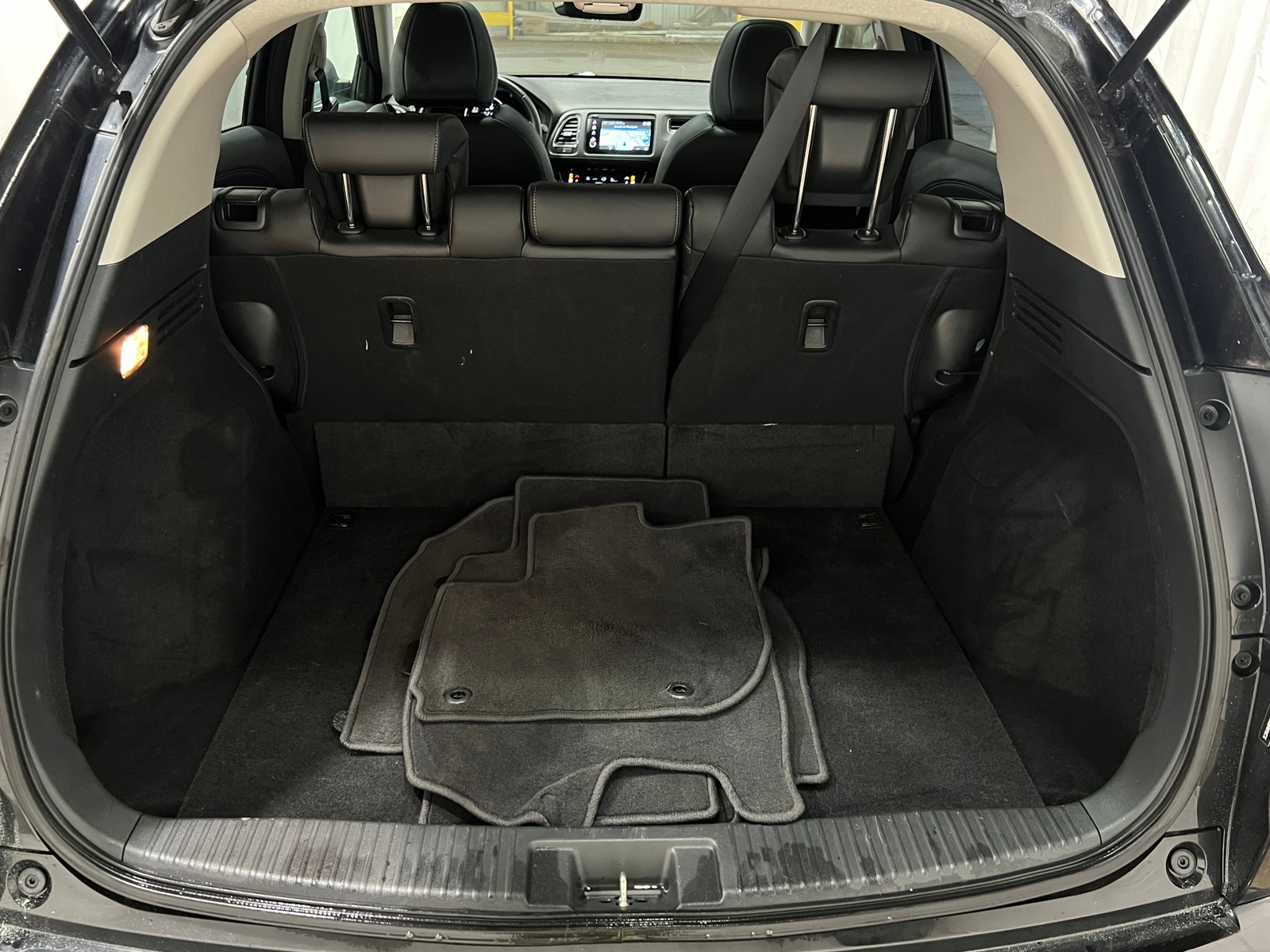 Thumbnail: 2019 Honda HR-V - 6