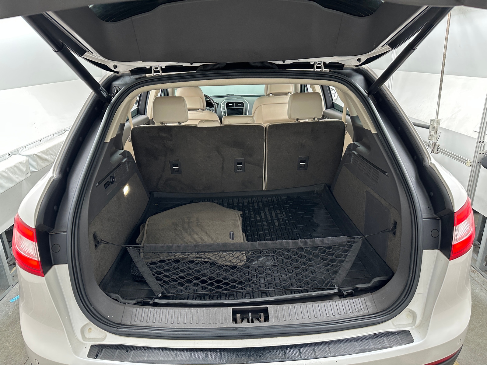 Thumbnail: 2018 Lincoln MKX - 6