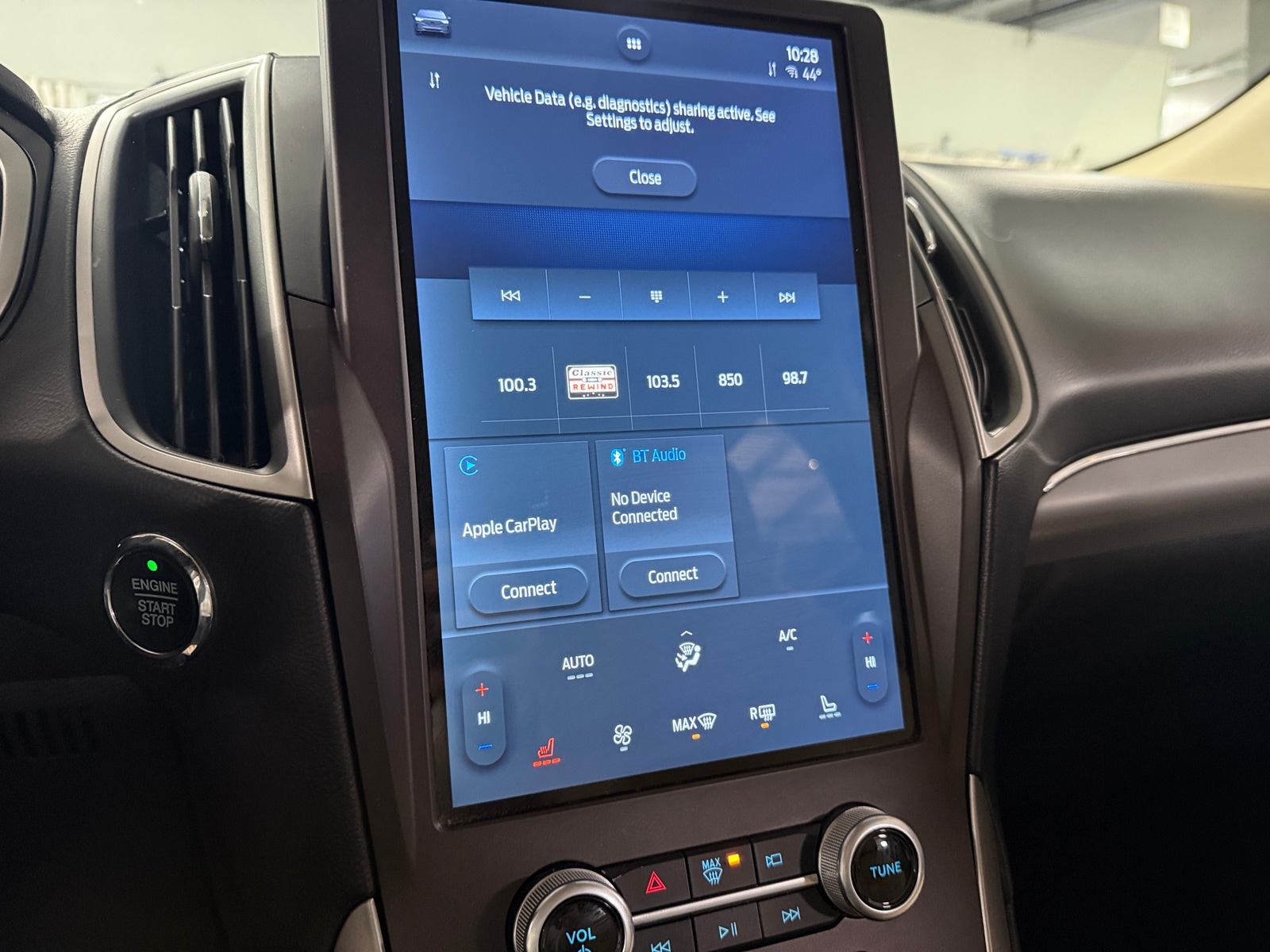 Thumbnail: 2021 Ford Edge - 3