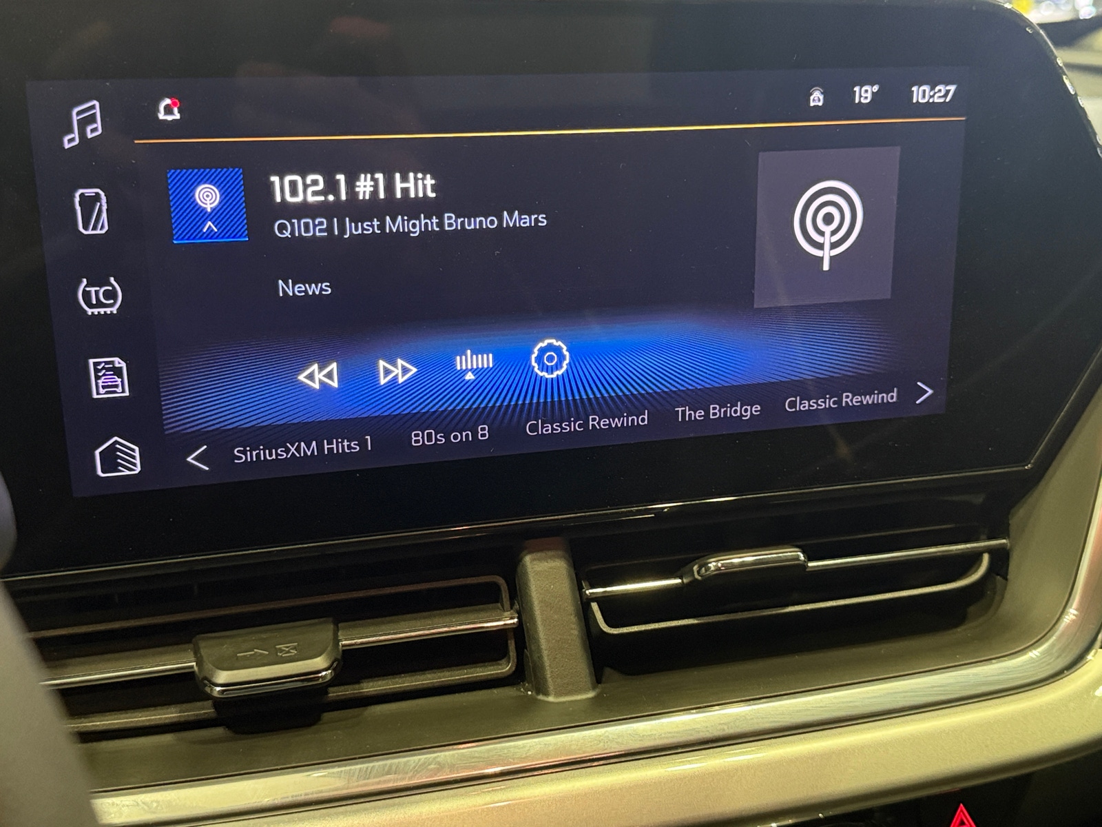 Thumbnail: 2025 Chevrolet Trax - 4