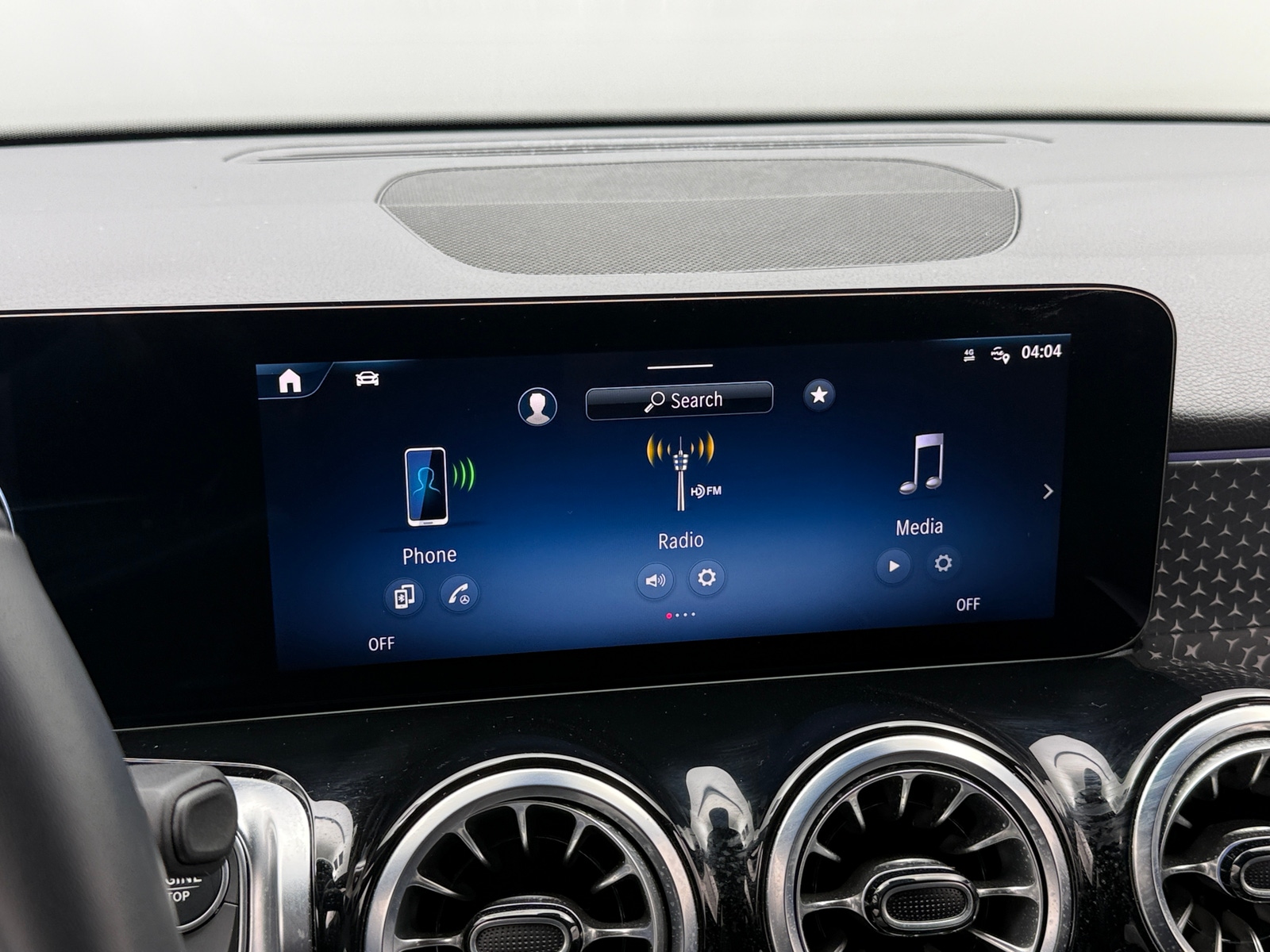 Thumbnail: 2025 Mercedes-Benz GLB - 3