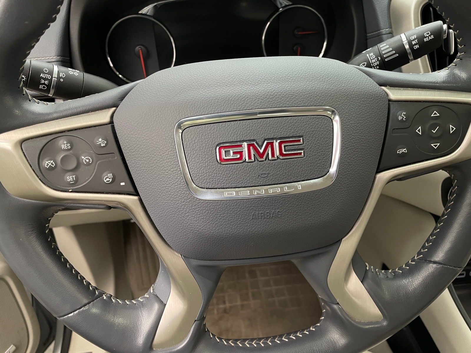 Thumbnail: 2022 GMC Terrain - 4