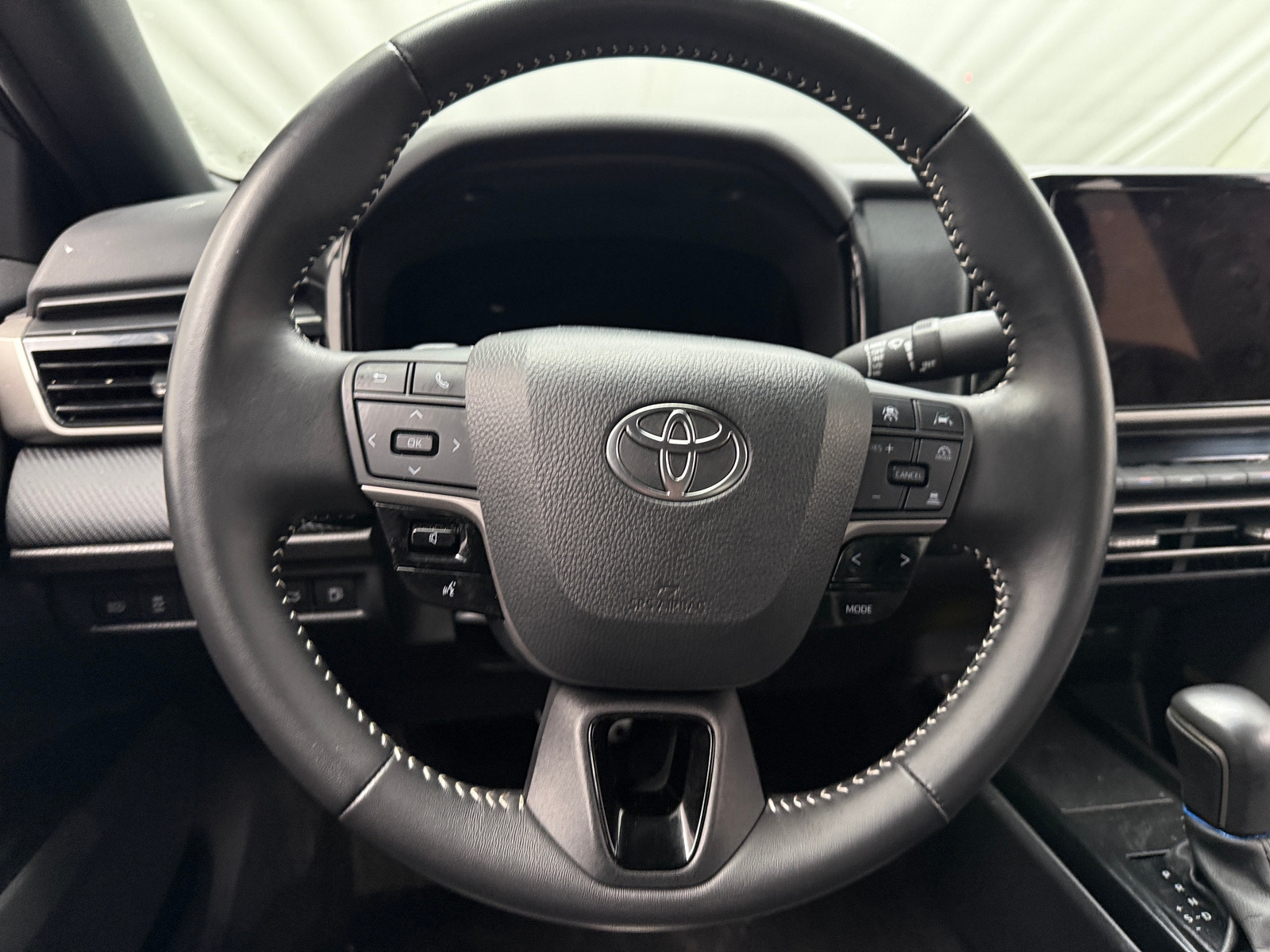 Thumbnail: 2025 Toyota Camry - 5