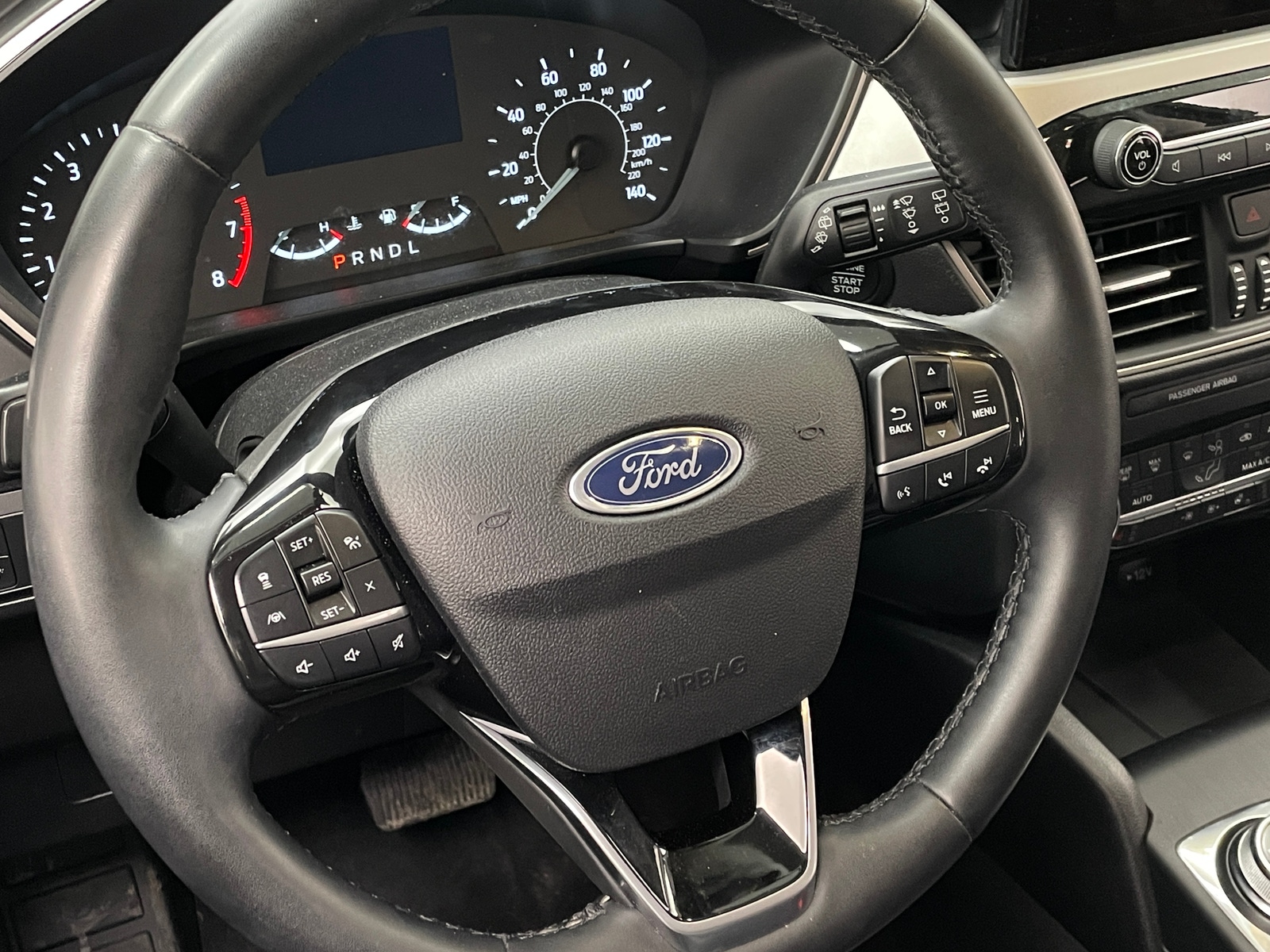 Thumbnail: 2022 Ford Escape - 4