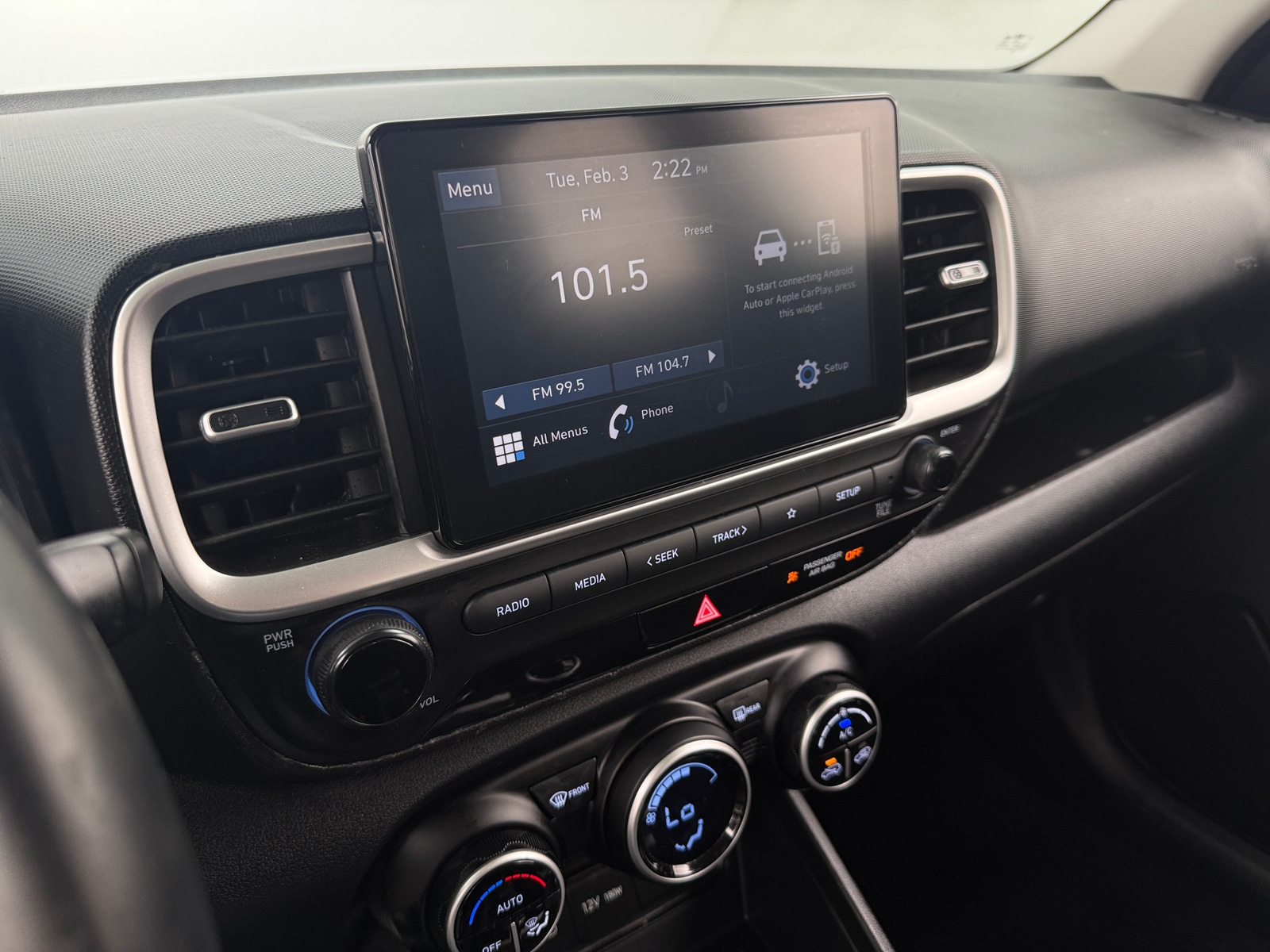 Thumbnail: 2022 Hyundai Venue - 4