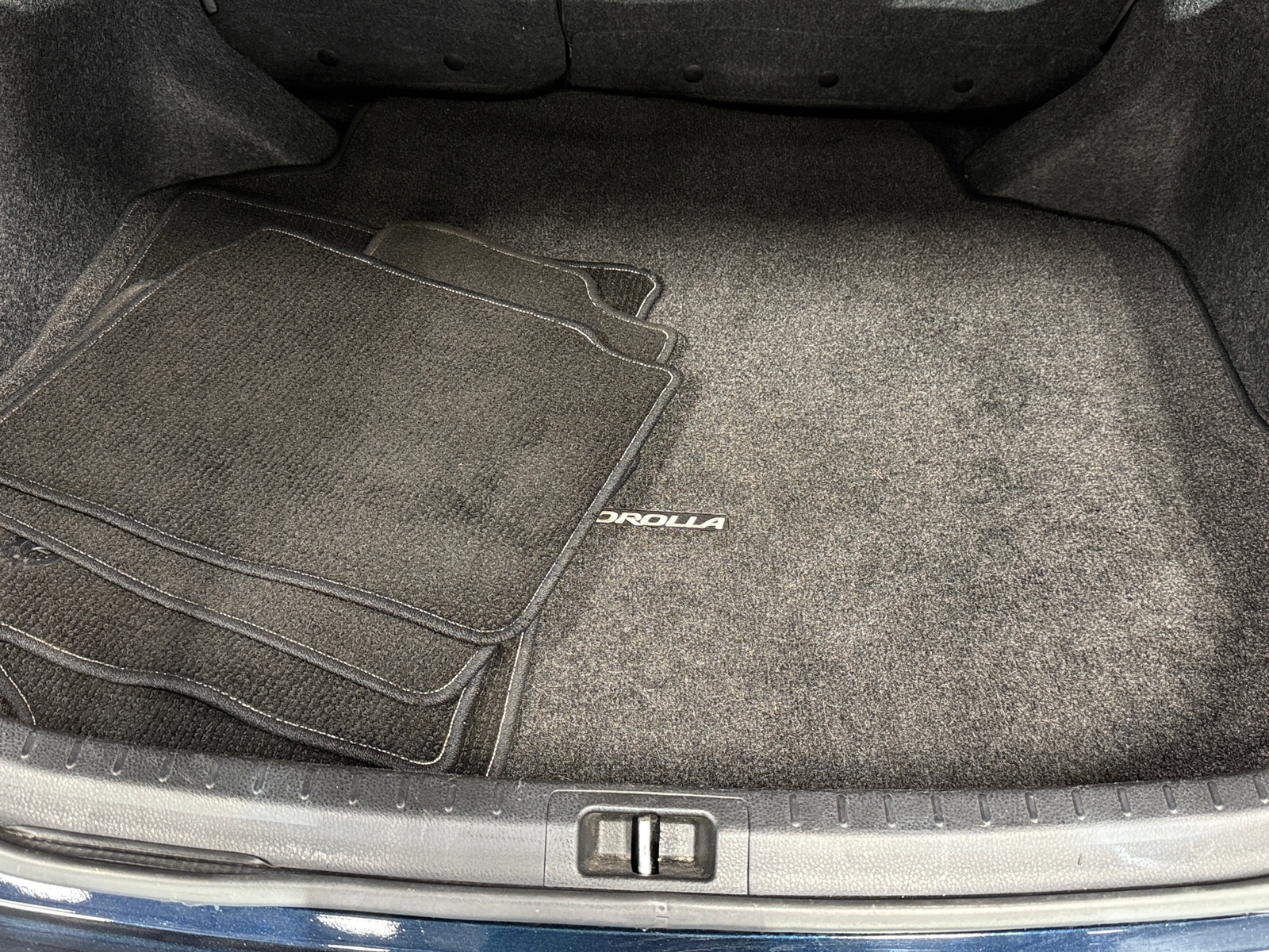 Thumbnail: 2017 Toyota Corolla - 7