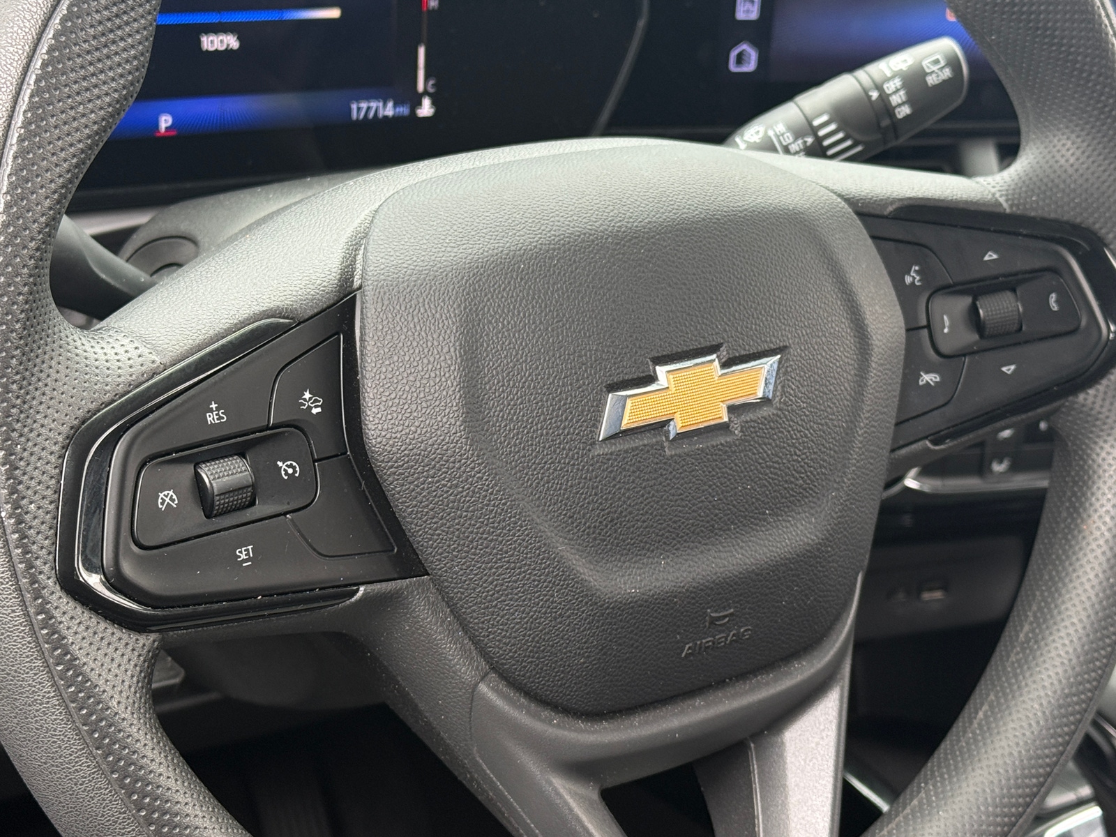 Thumbnail: 2025 Chevrolet Trax - 5