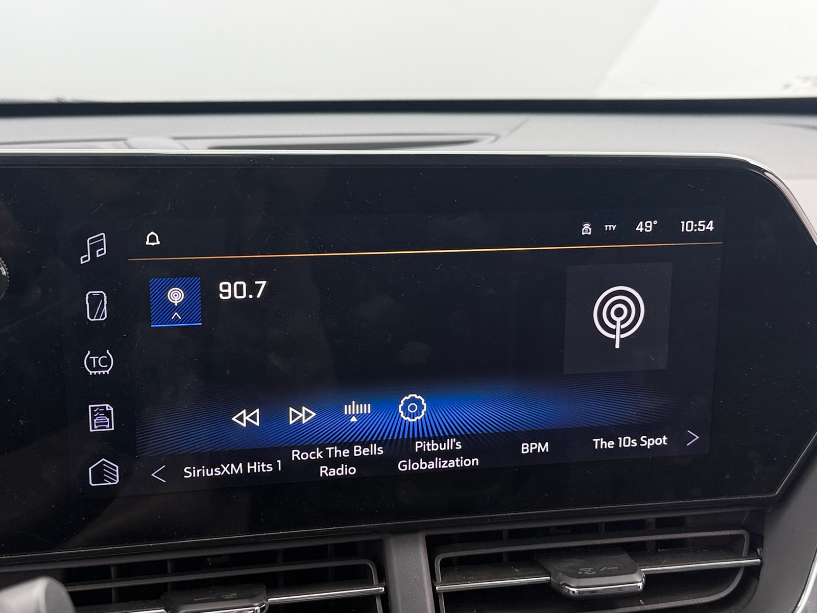 Thumbnail: 2025 Chevrolet Trax - 4