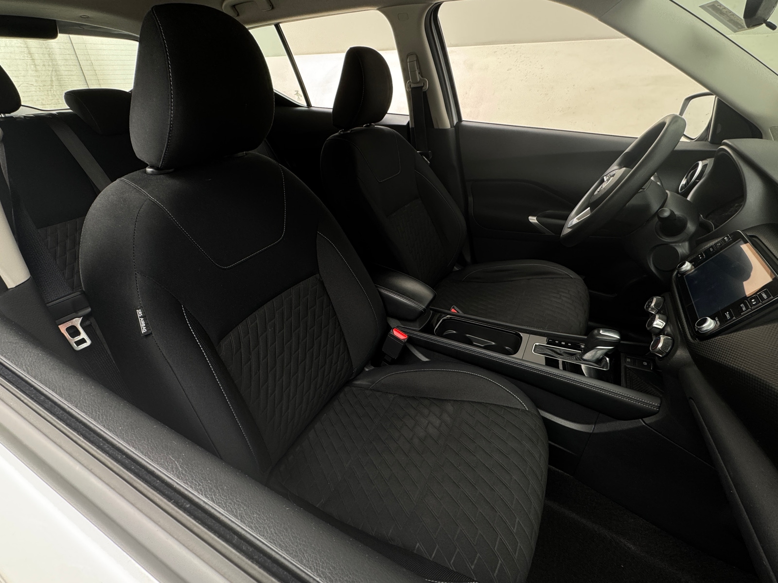 Thumbnail: 2023 Nissan Kicks - 2