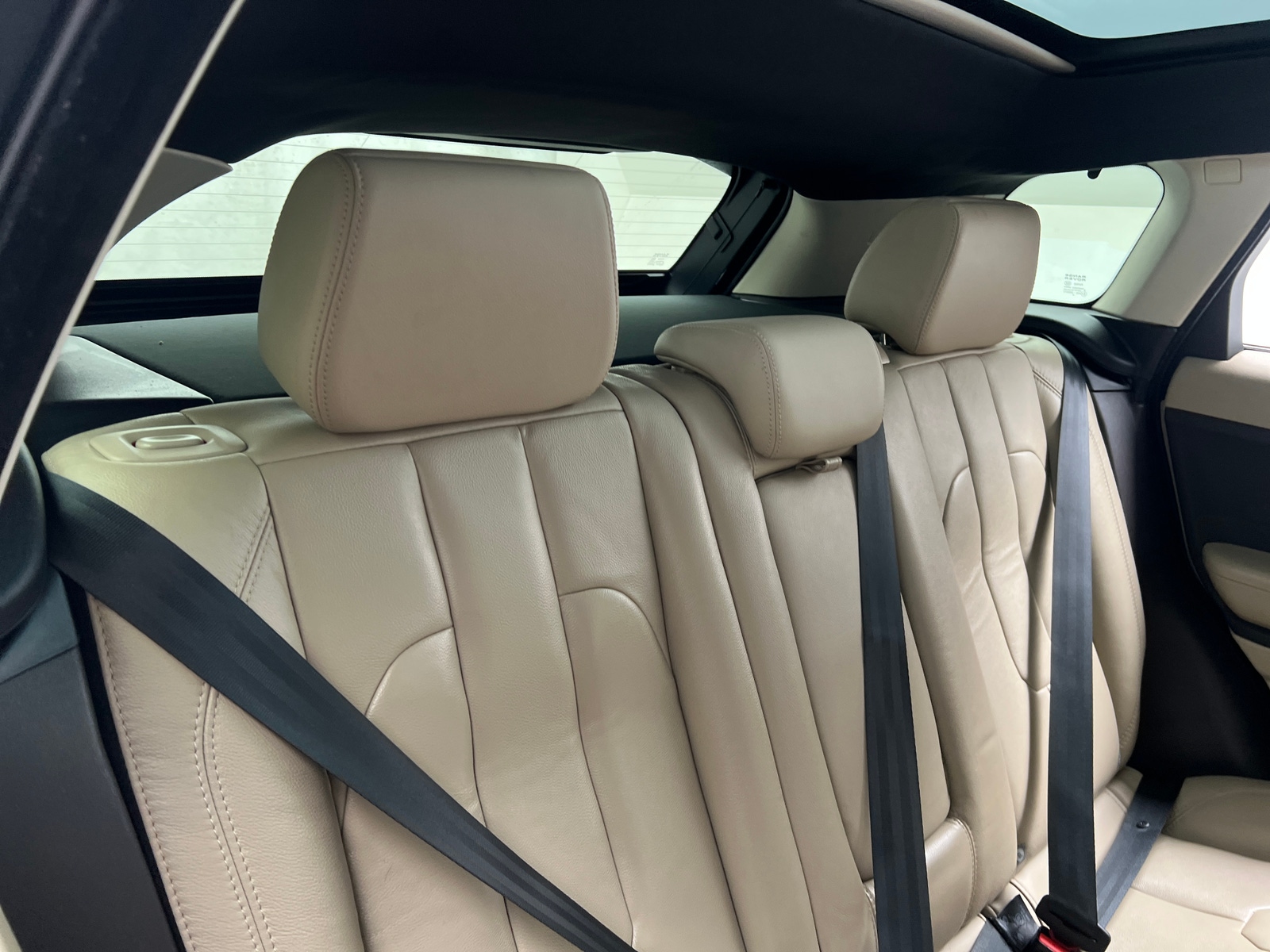 Thumbnail: 2015 Land Rover Range Rover Evoque - 5