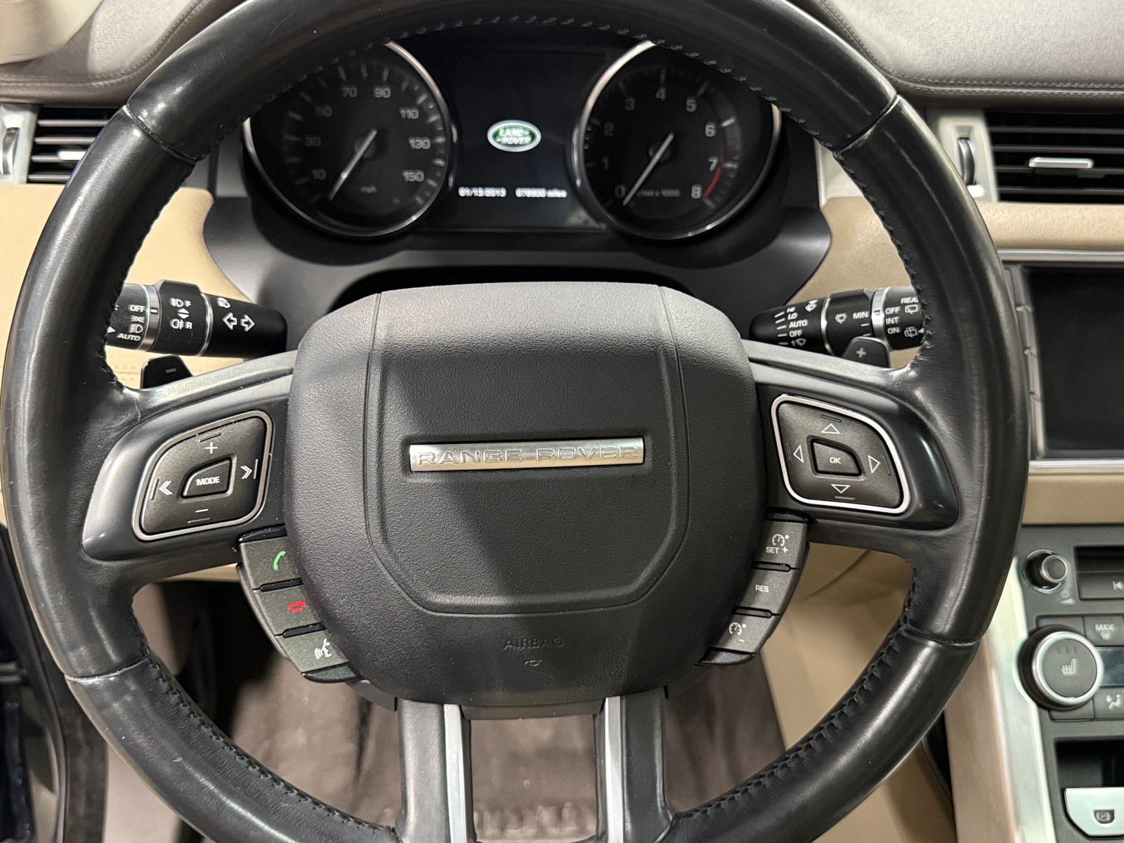 Thumbnail: 2015 Land Rover Range Rover Evoque - 4