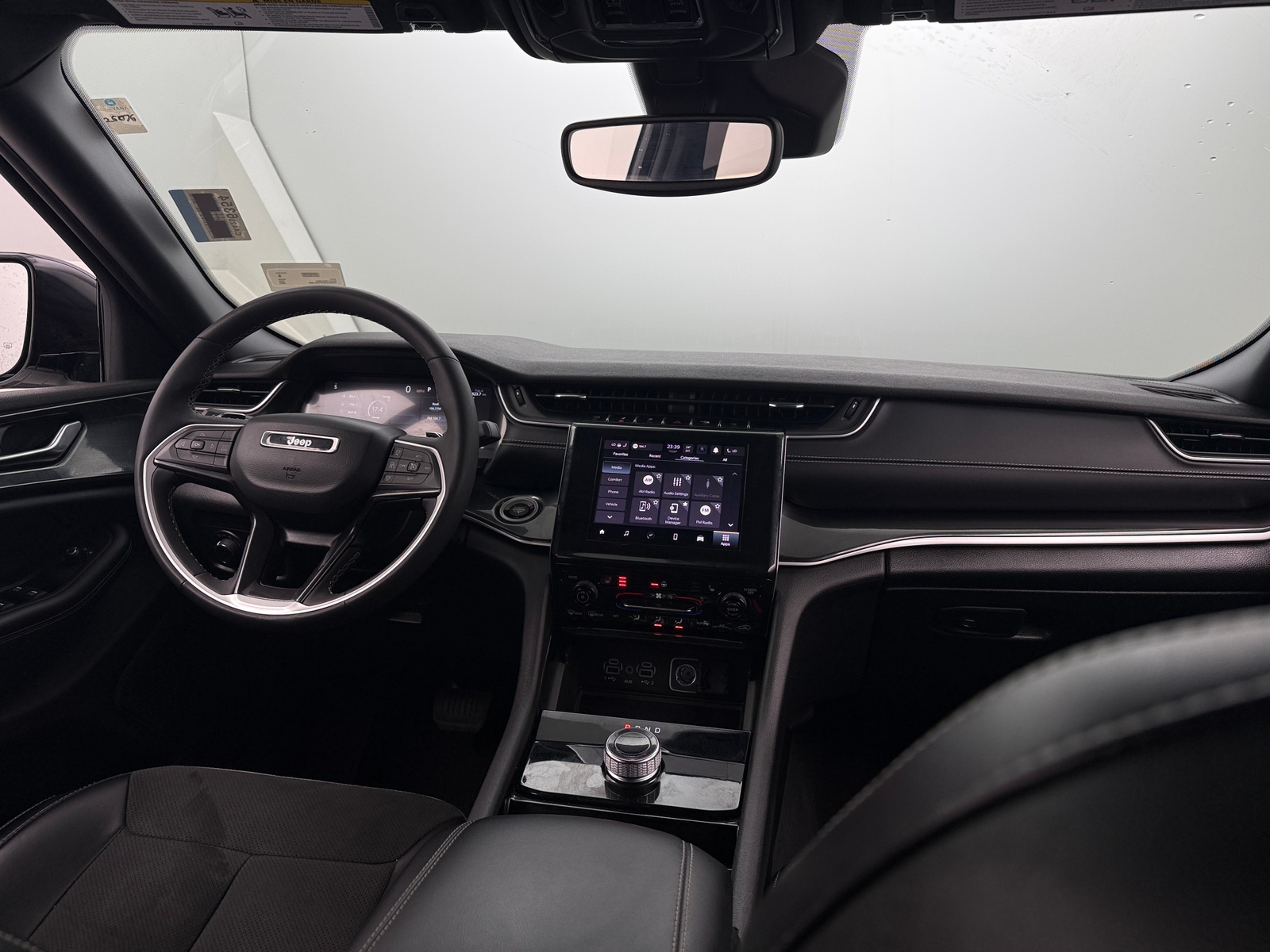 Thumbnail: 2023 Jeep Grand Cherokee - 2