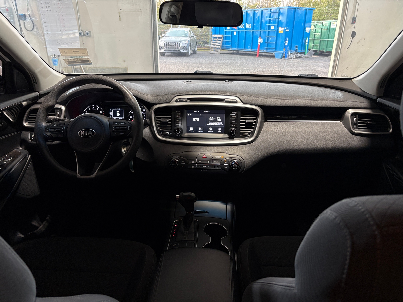 Thumbnail: 2018 Kia Sorento - 3