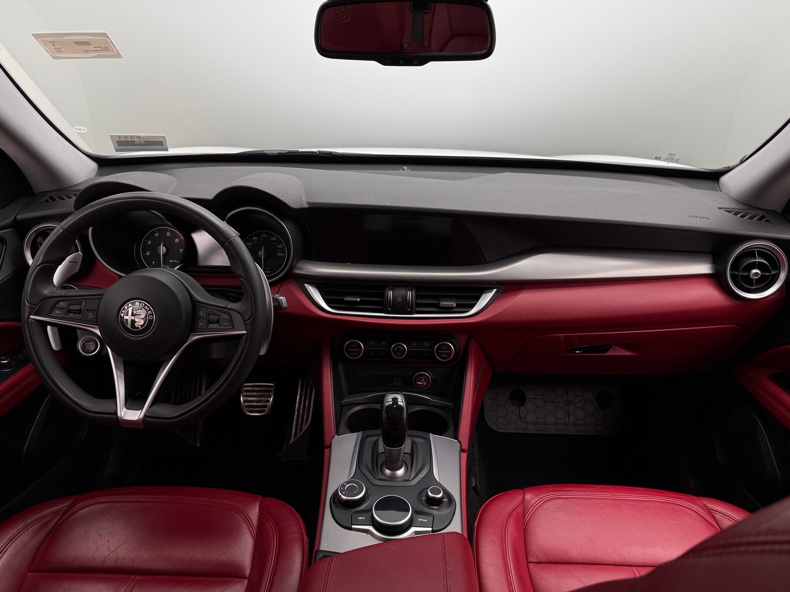 Thumbnail: 2019 Alfa Romeo Stelvio - 2