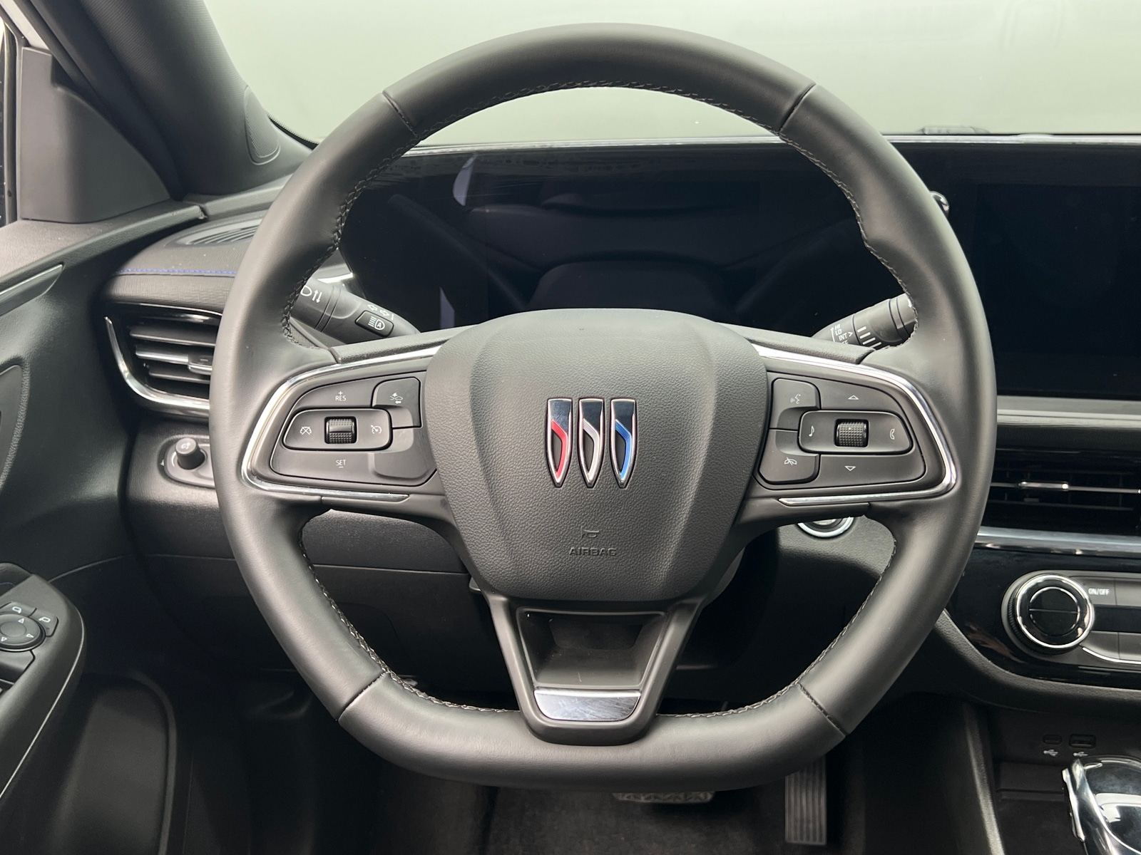 Thumbnail: 2025 Buick Envista - 4