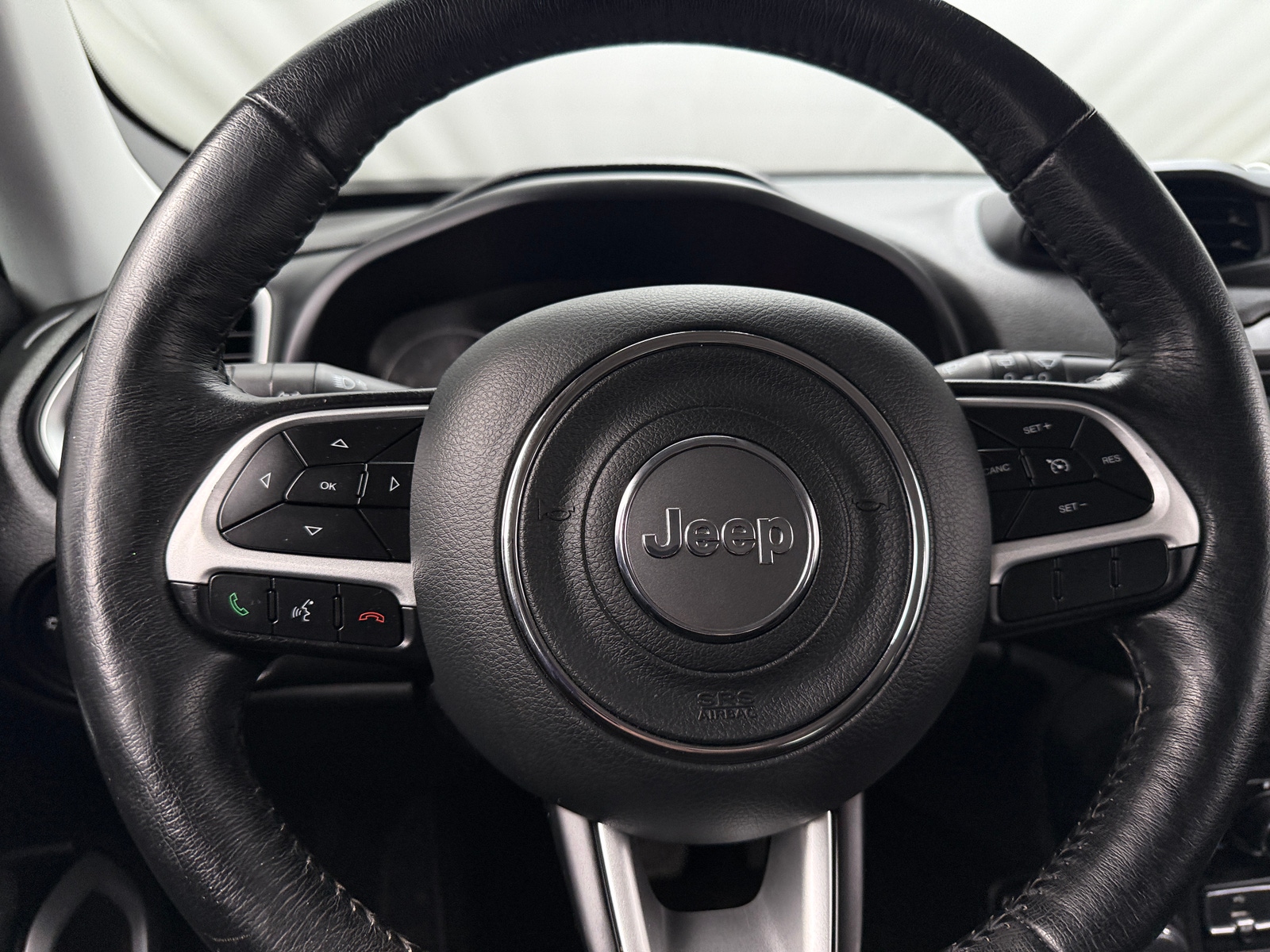 Thumbnail: 2020 Jeep Renegade - 5