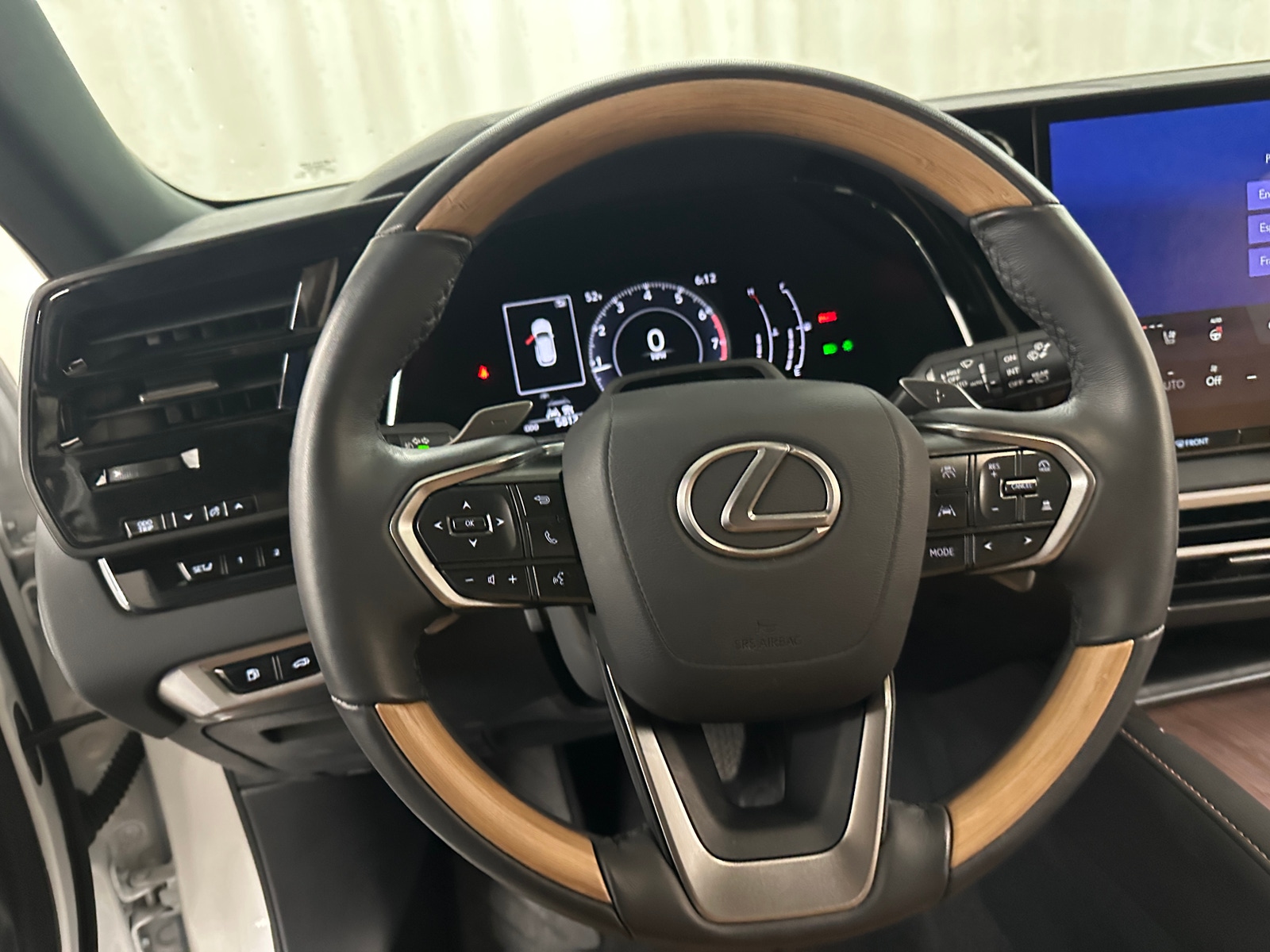 Thumbnail: 2024 Lexus RX - 4