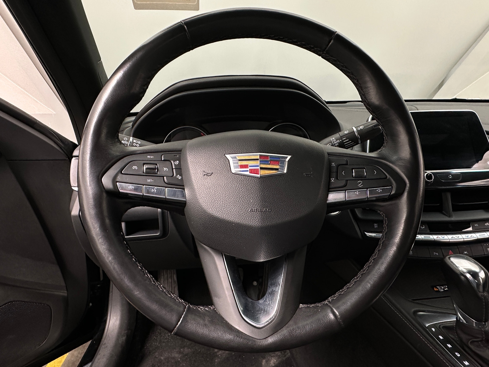 Thumbnail: 2024 Cadillac CT4 - 4