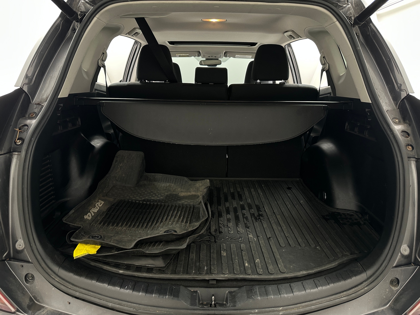 Thumbnail: 2018 Toyota RAV4 - 7