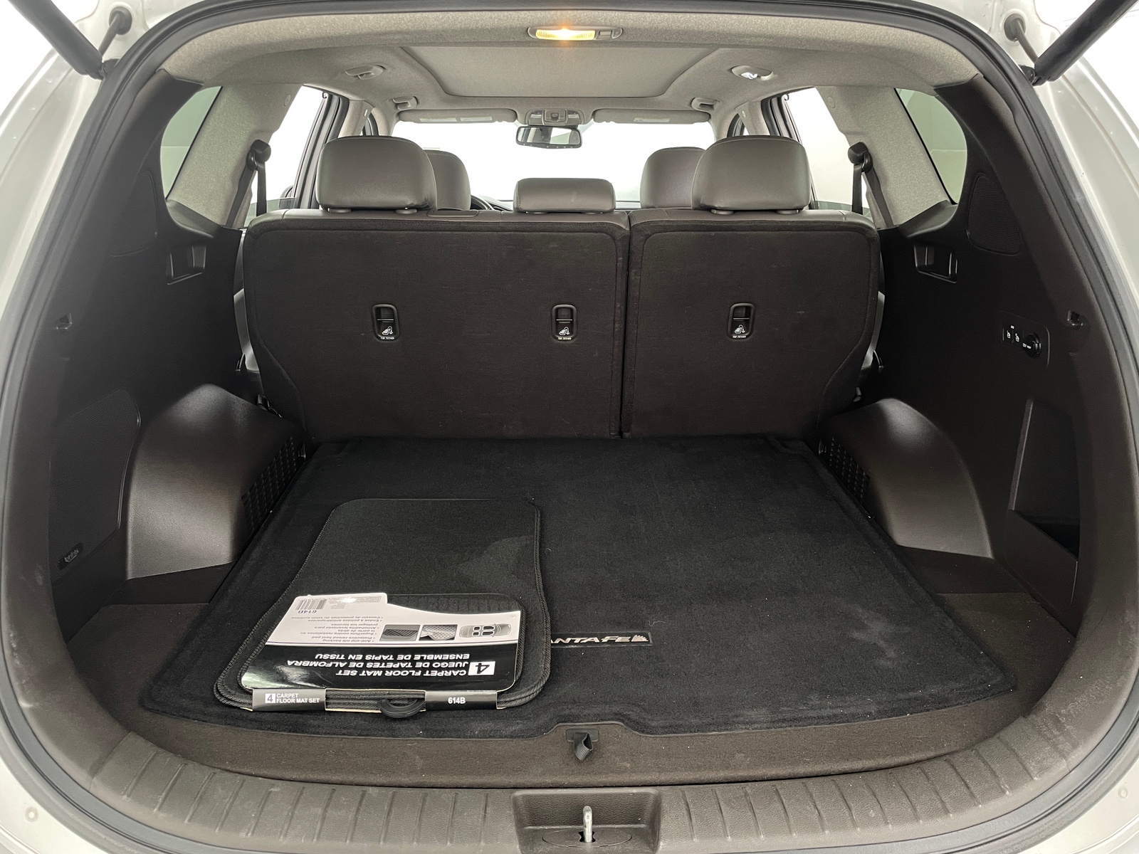 Thumbnail: 2019 Hyundai Santa Fe - 6