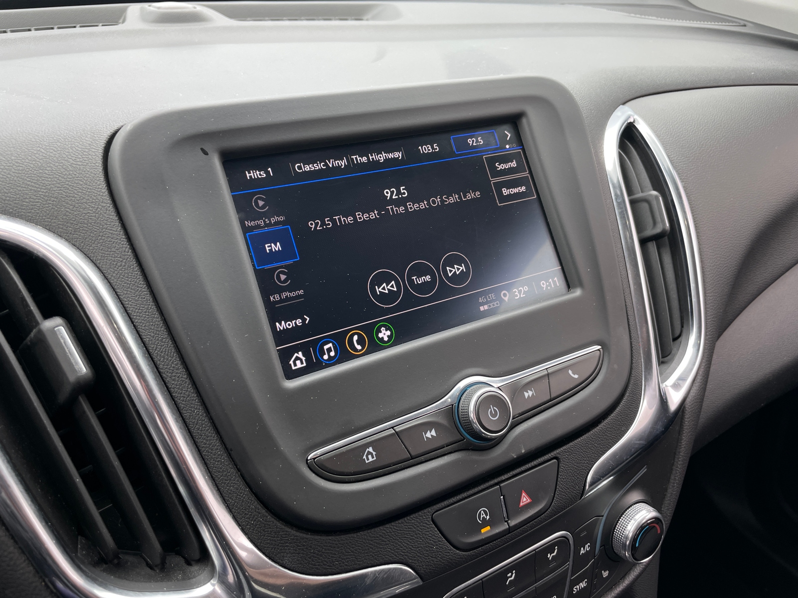 Thumbnail: 2024 Chevrolet Equinox - 4