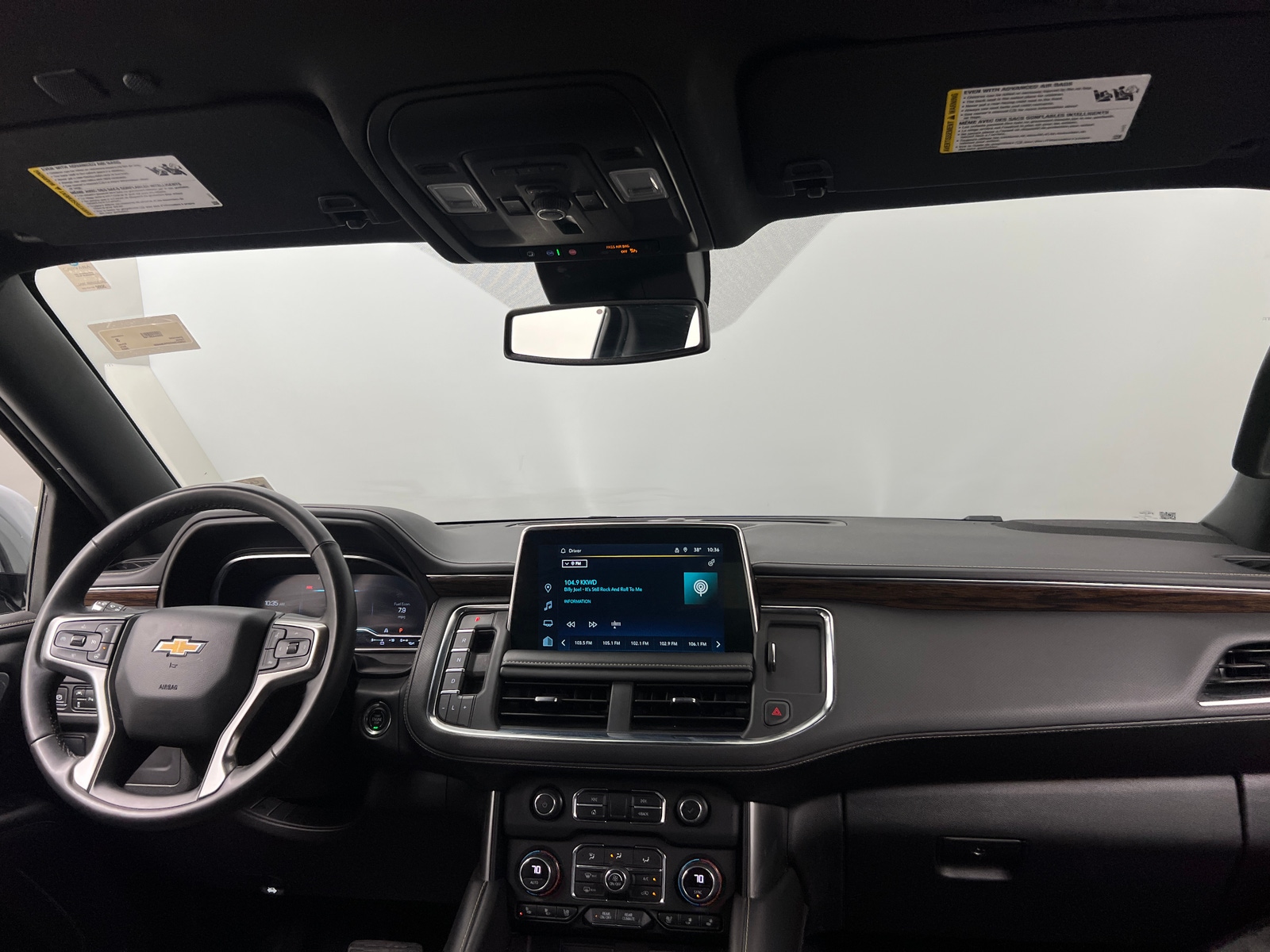 Thumbnail: 2023 Chevrolet Tahoe - 2