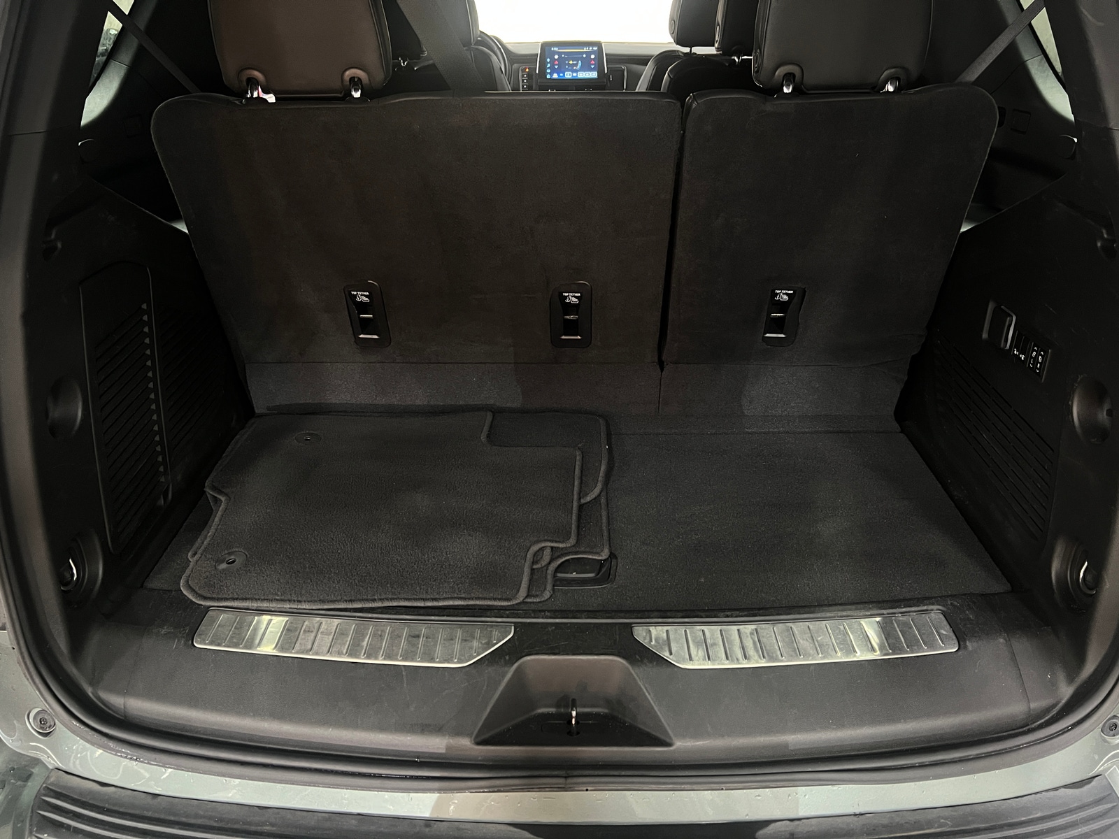 Thumbnail: 2023 Chevrolet Tahoe - 6