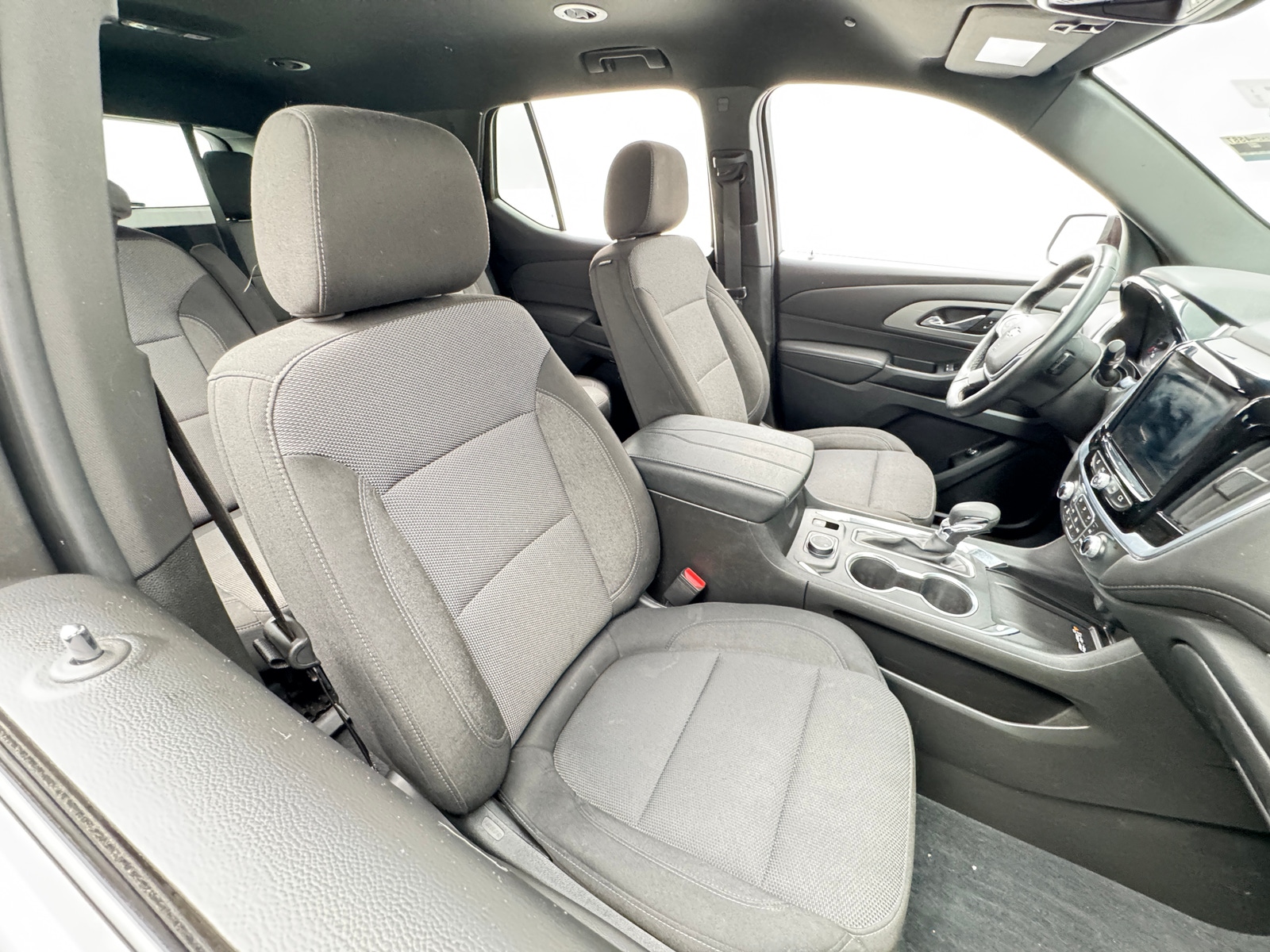 Thumbnail: 2023 Chevrolet Traverse - 2