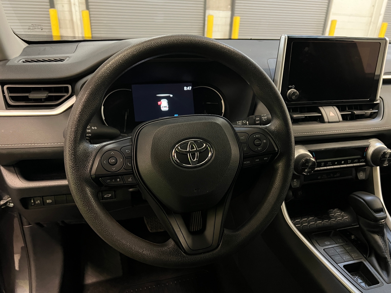 Thumbnail: 2025 Toyota RAV4 - 5