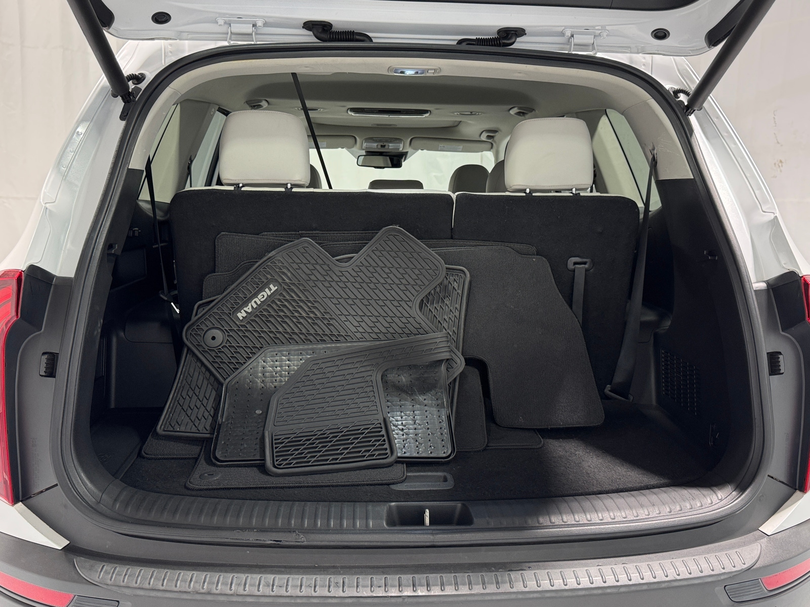 Thumbnail: 2020 Kia Telluride - 6