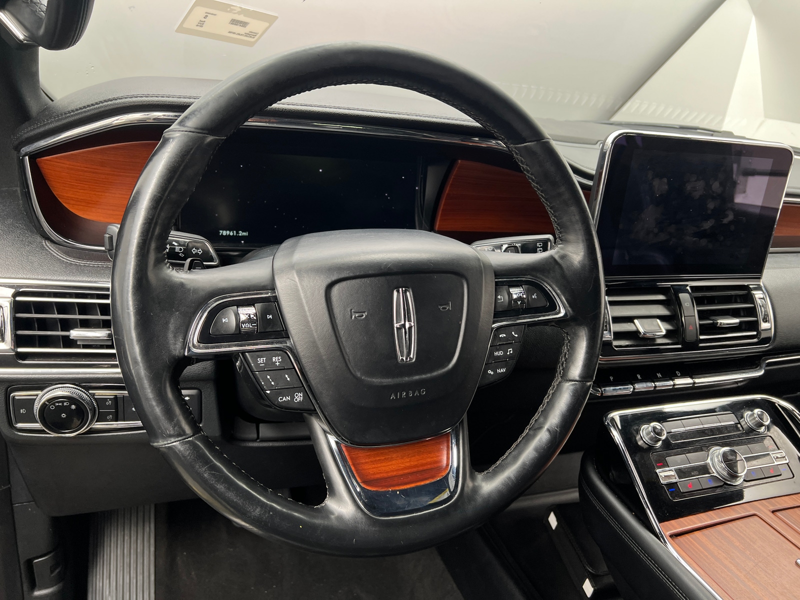 Thumbnail: 2018 Lincoln Navigator - 4