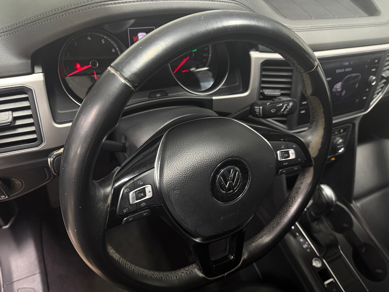 Thumbnail: 2019 Volkswagen Atlas - 4