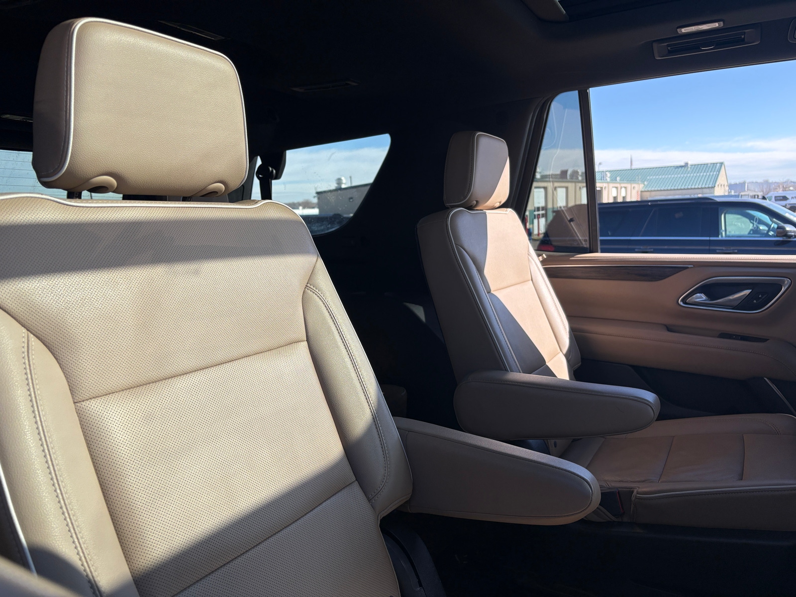 Thumbnail: 2021 Chevrolet Tahoe - 5