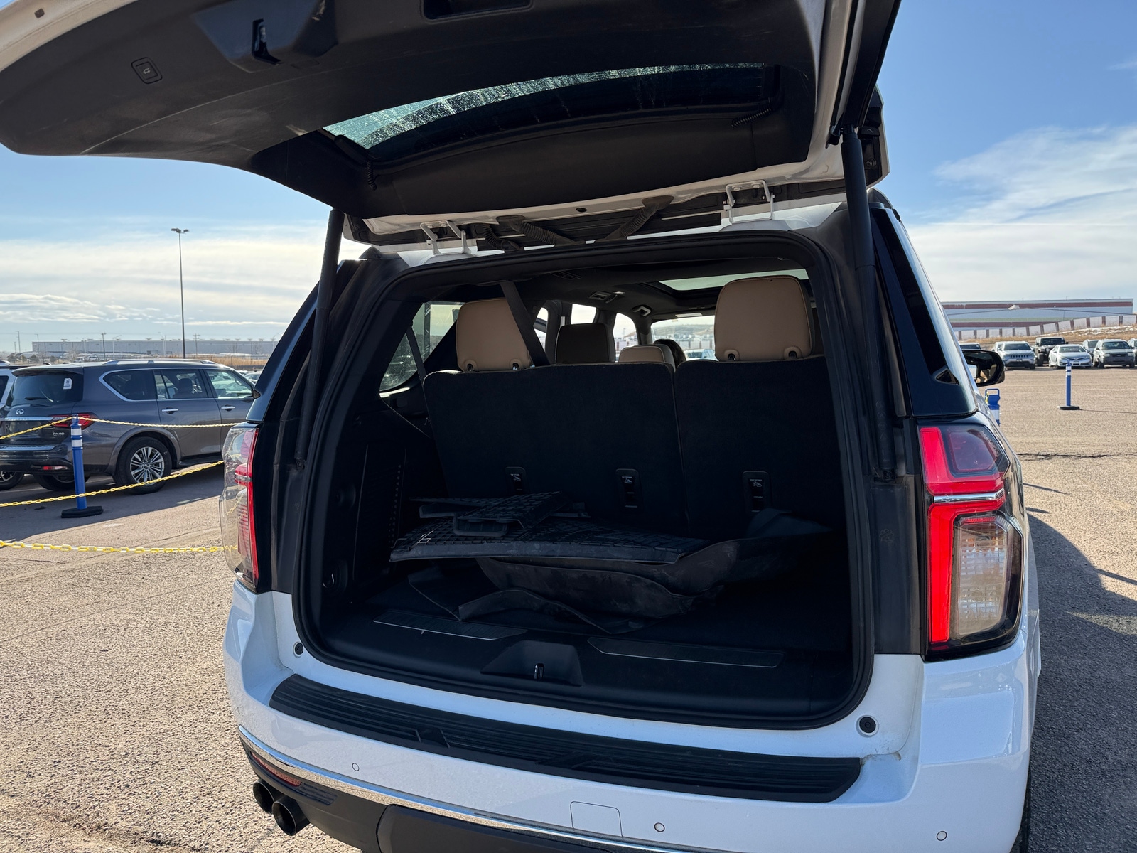 Thumbnail: 2021 Chevrolet Tahoe - 6