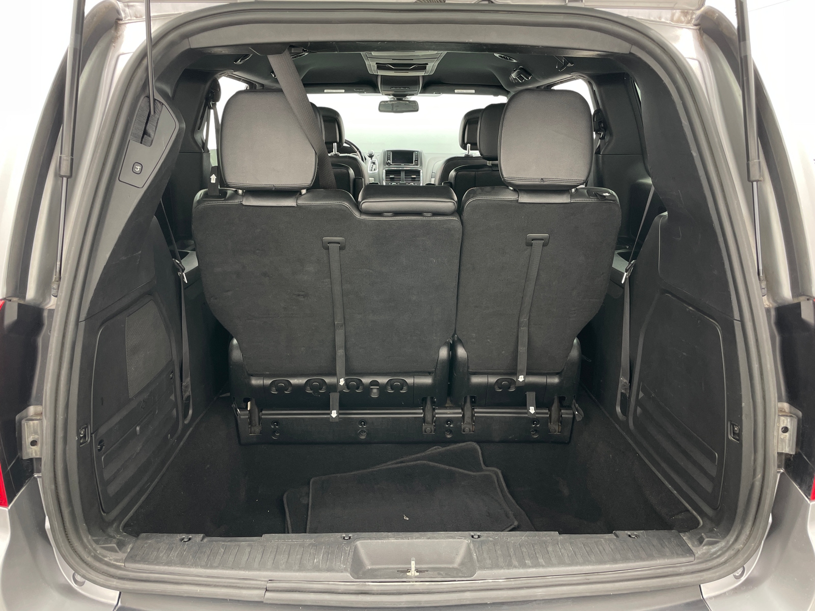 Thumbnail: 2019 Dodge Grand Caravan - 6