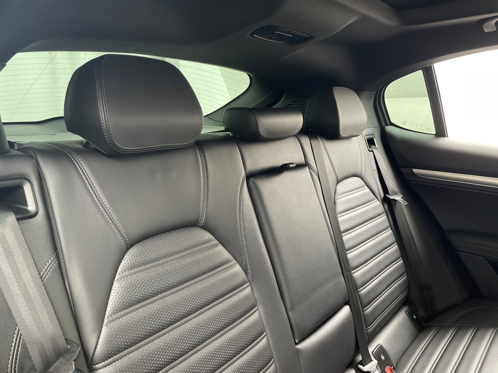 Thumbnail: 2021 Alfa Romeo Stelvio - 5