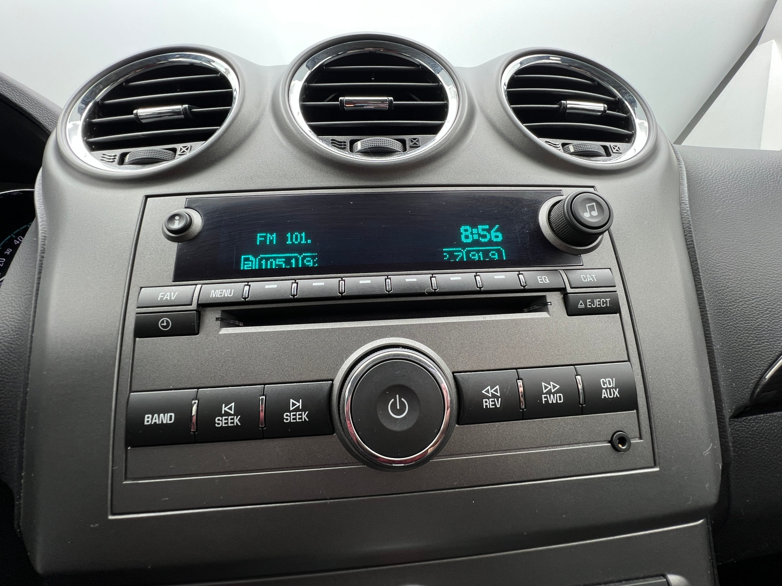 Thumbnail: 2013 Chevrolet Captiva Sport - 4