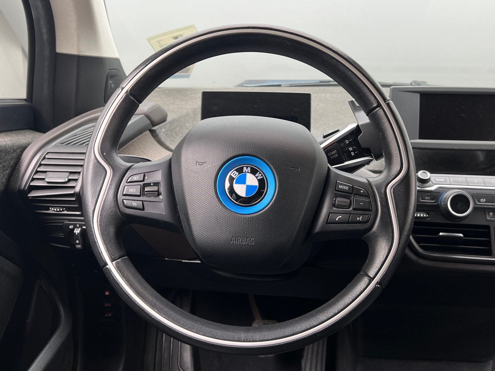 Thumbnail: 2018 BMW i3 - 5