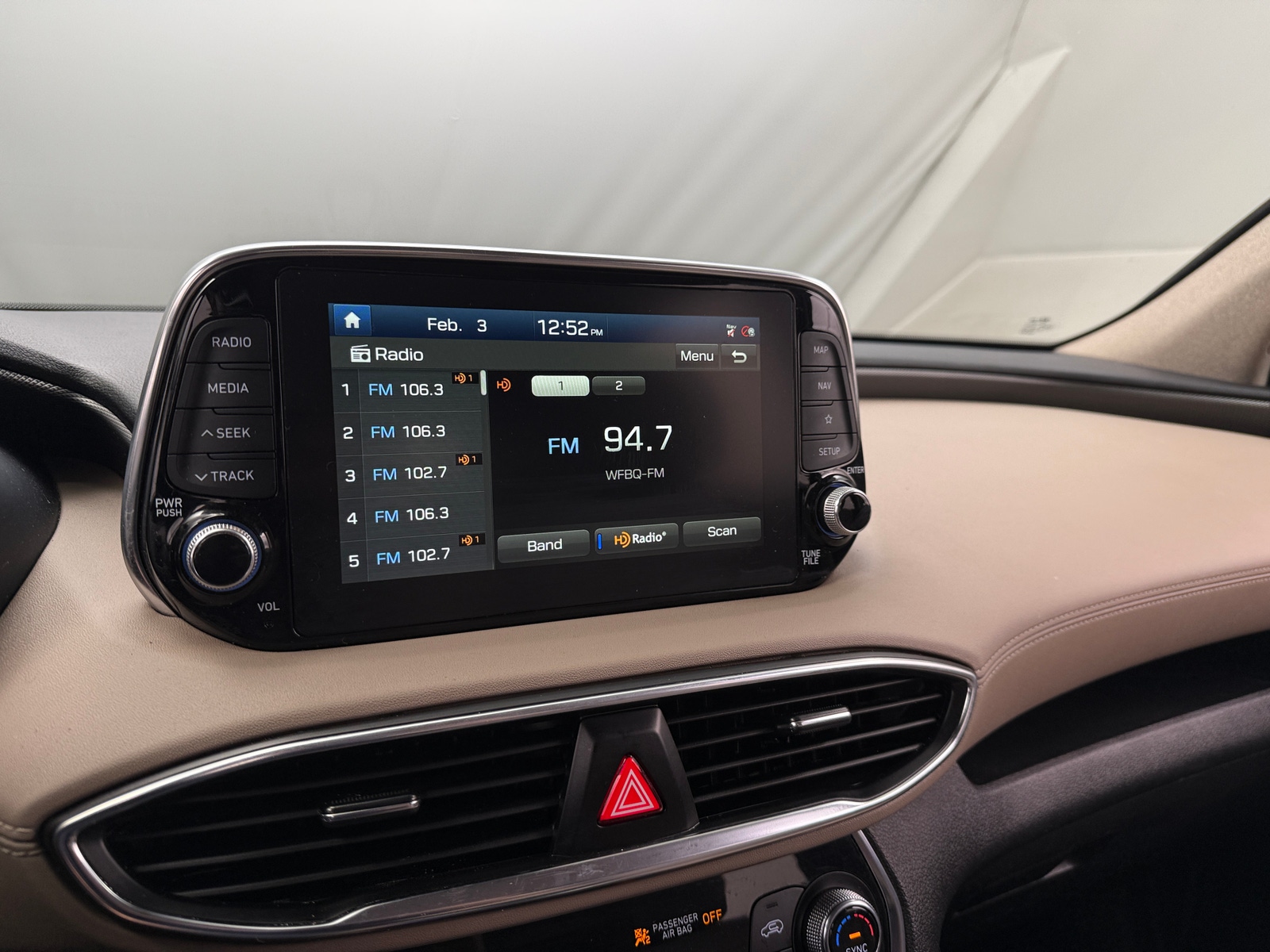 Thumbnail: 2020 Hyundai Santa Fe - 3